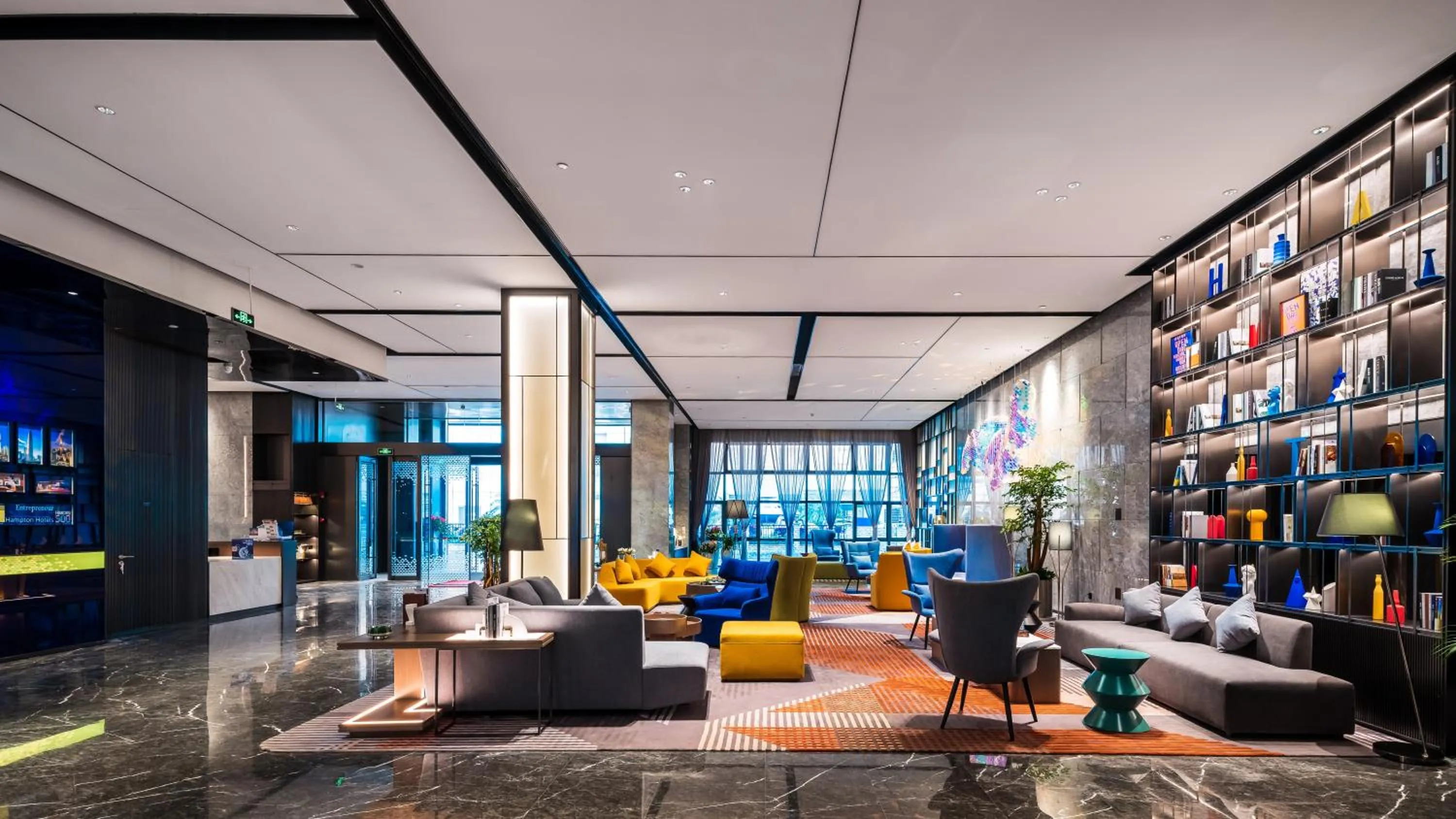 Lobby or reception in Hampton by Hilton Shenzhen Dongmen