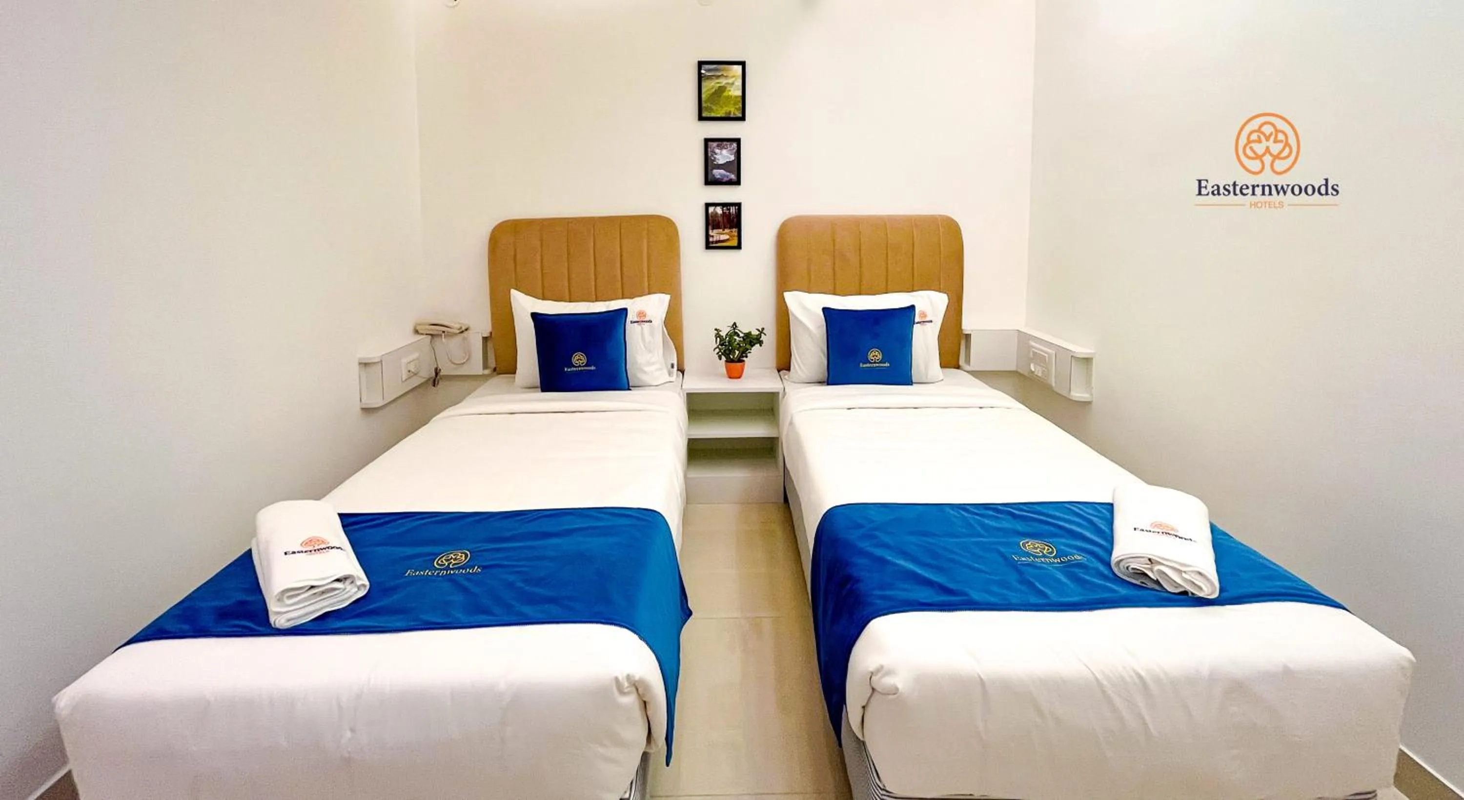 Bed in Easternwoods Hotels