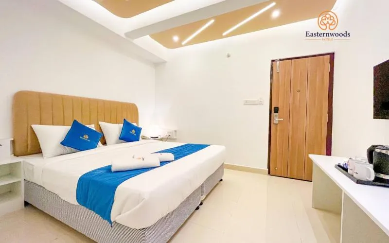 Bed in Easternwoods Hotels