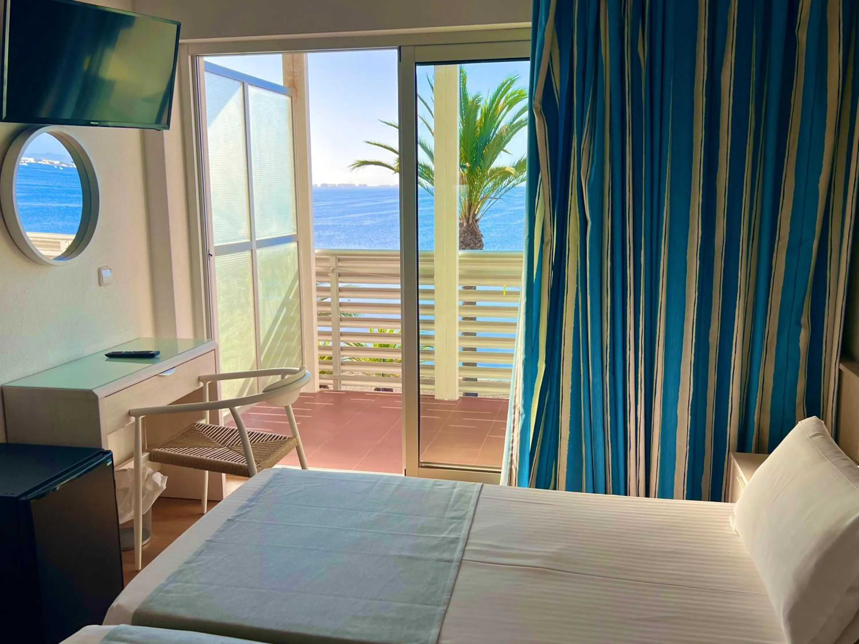 Bed in Hotel Neptuno