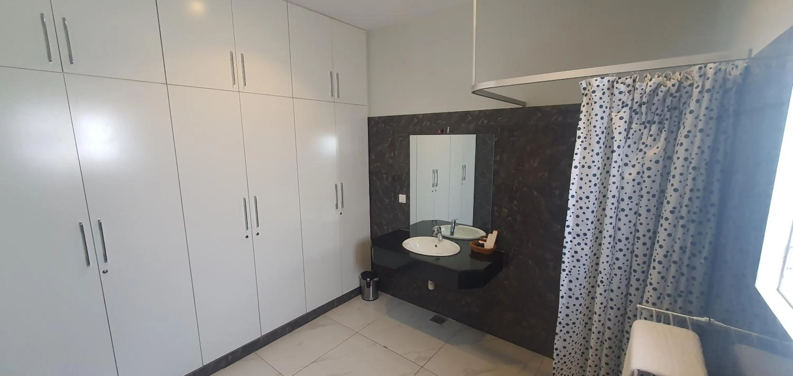 Shower in Sunset BnB