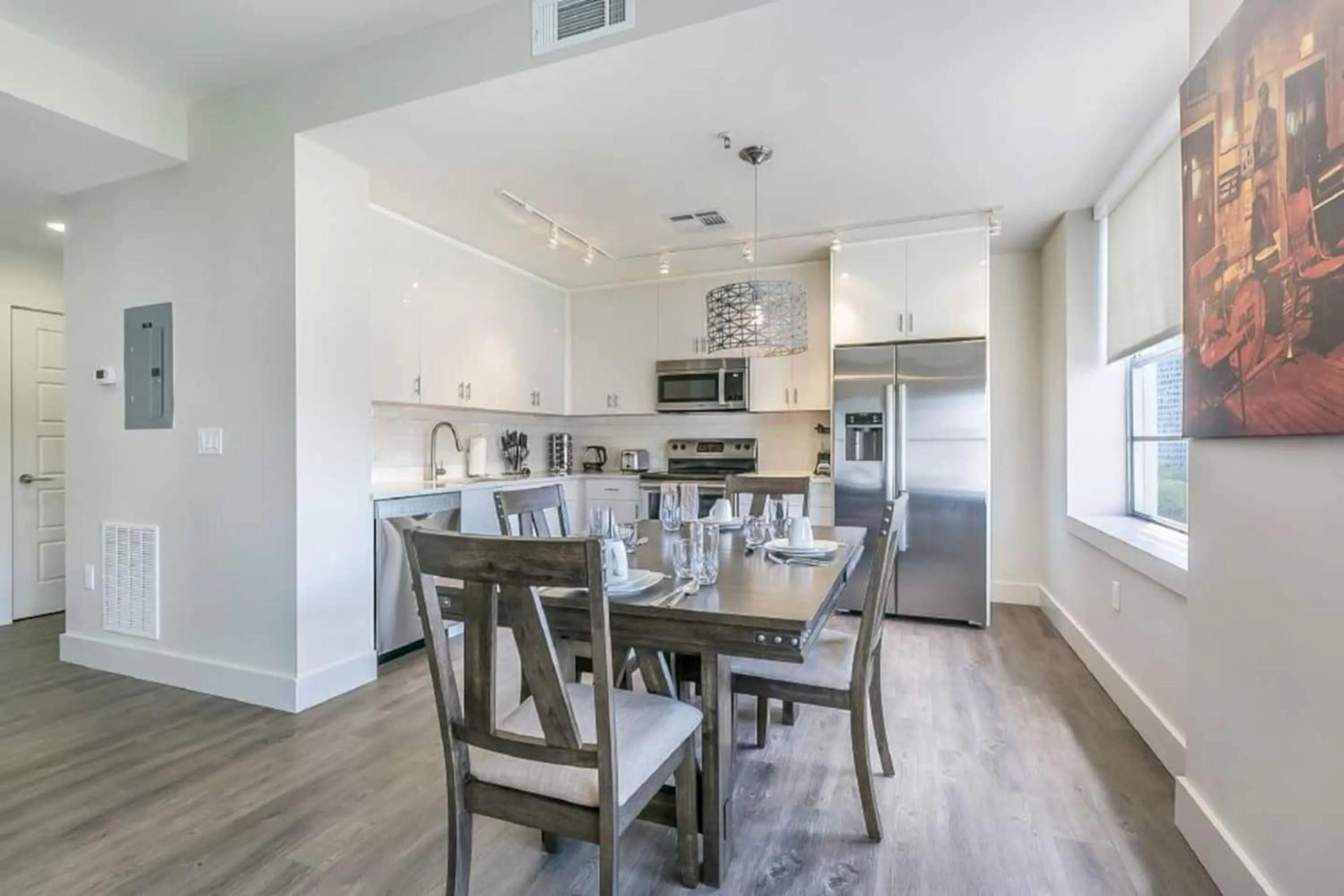 Kitchen or kitchenette in Stylish Condo with Game Room in New Orleans