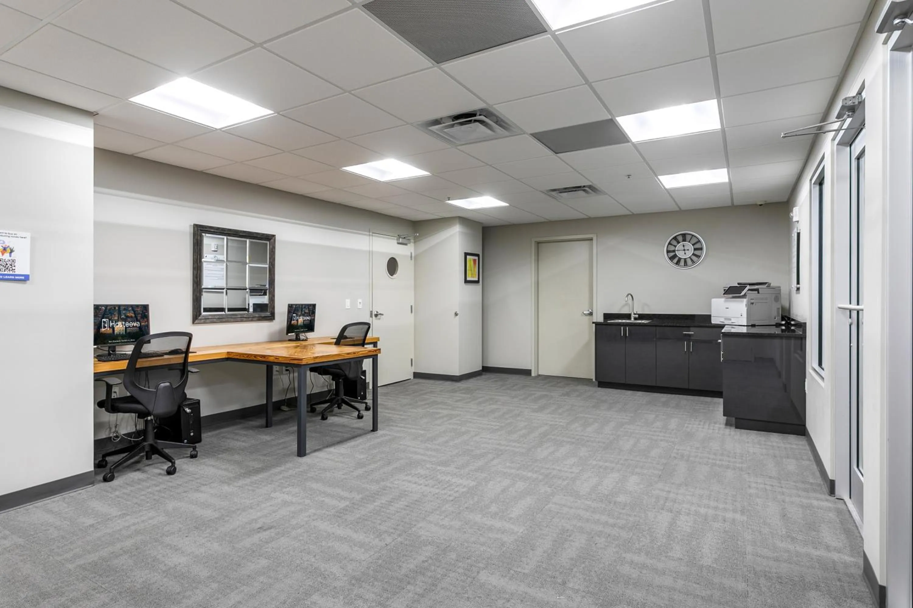 Meeting/conference room in Stylish Condo with Game Room in New Orleans