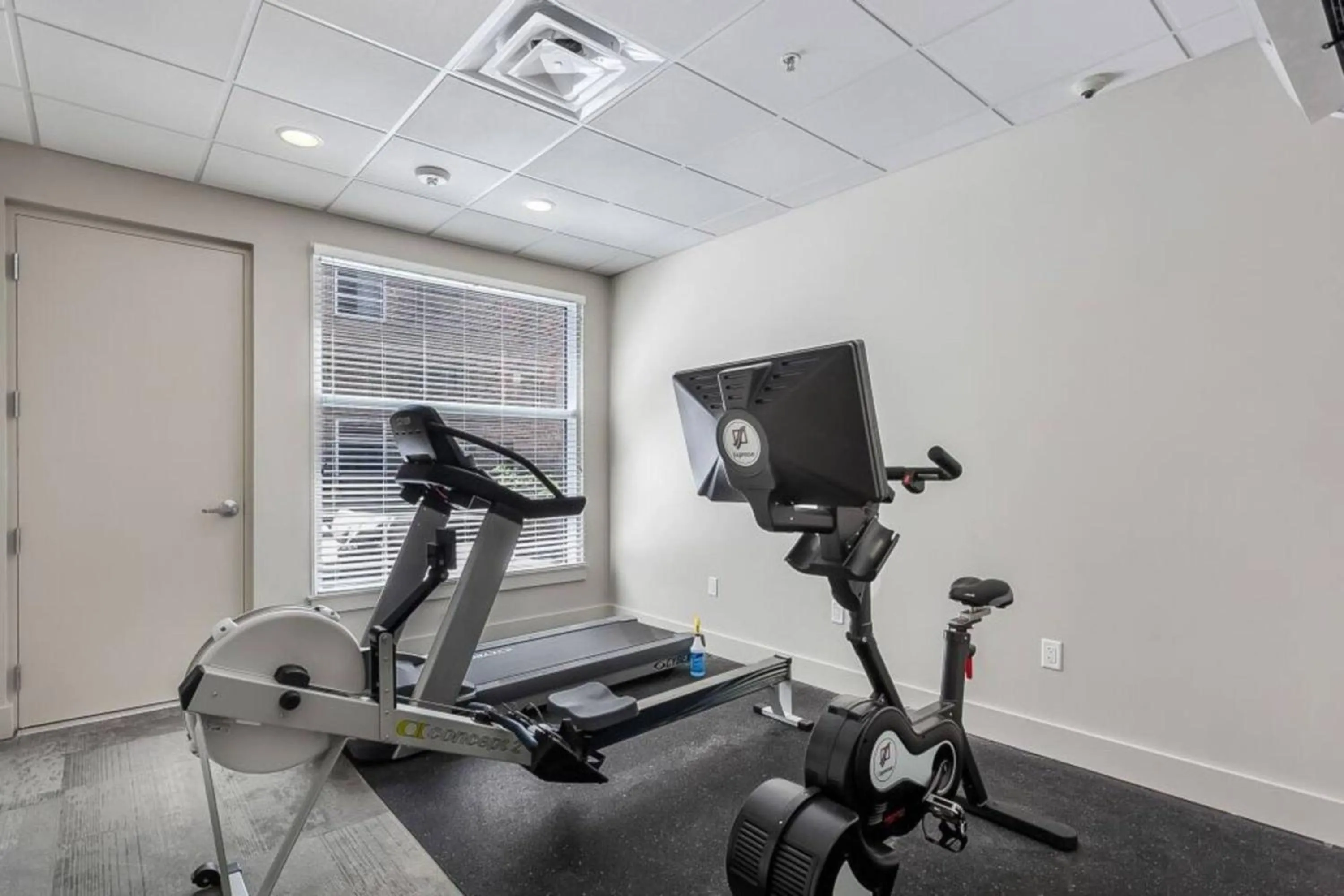 Fitness centre/facilities in Stylish Condo with Game Room in New Orleans