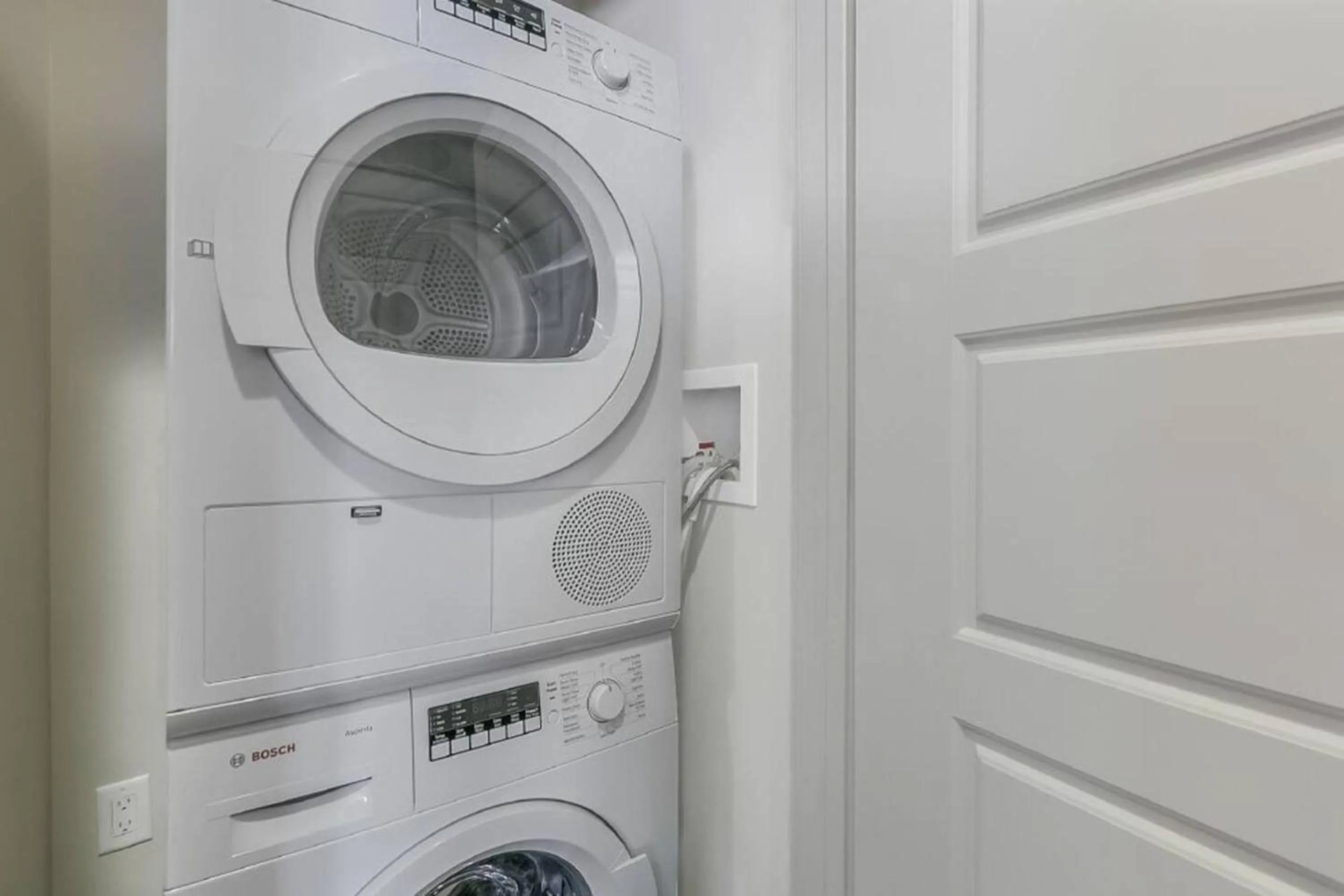 washing machine in Stylish Condo with Game Room in New Orleans
