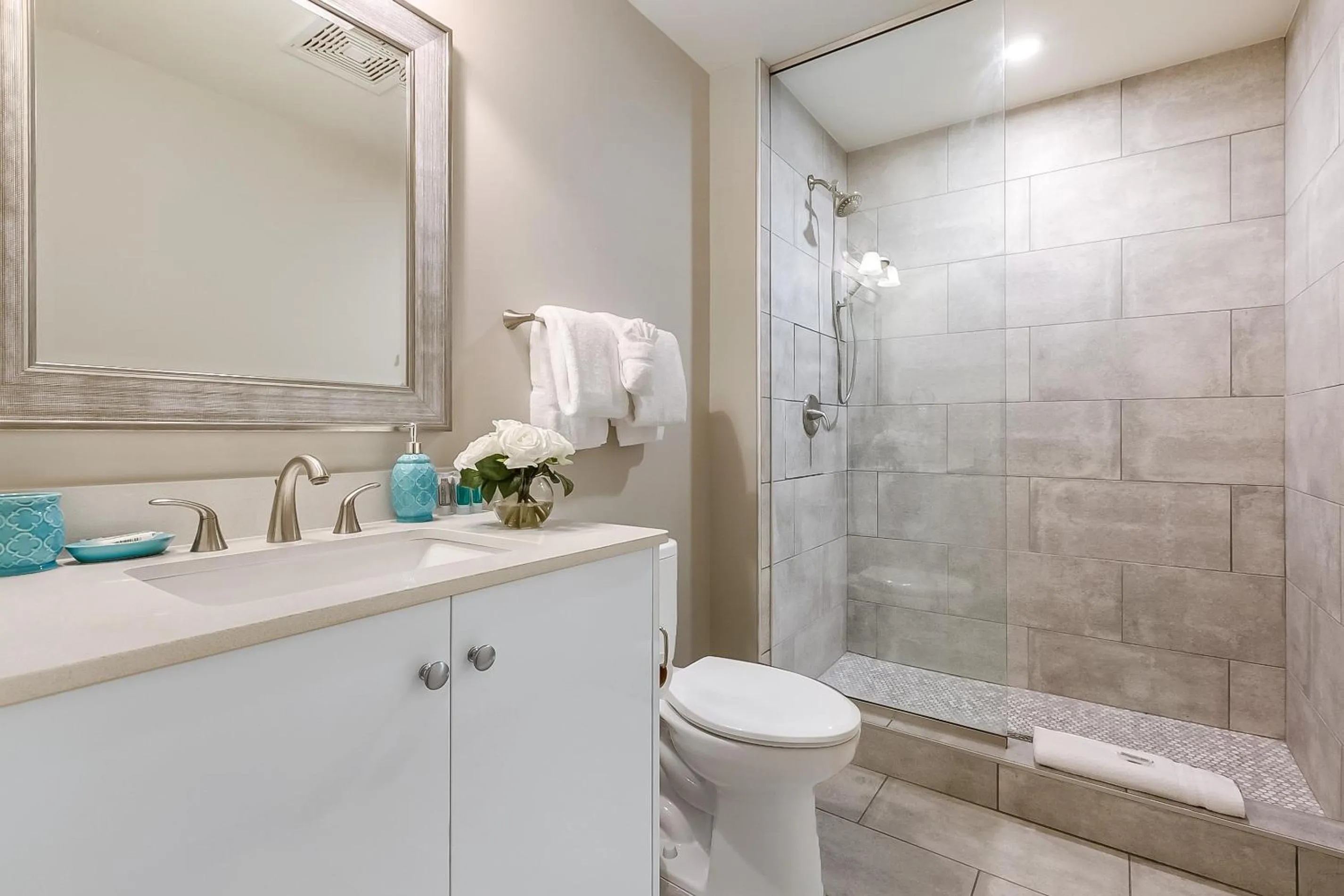 Shower in Stylish Condo with Game Room in New Orleans