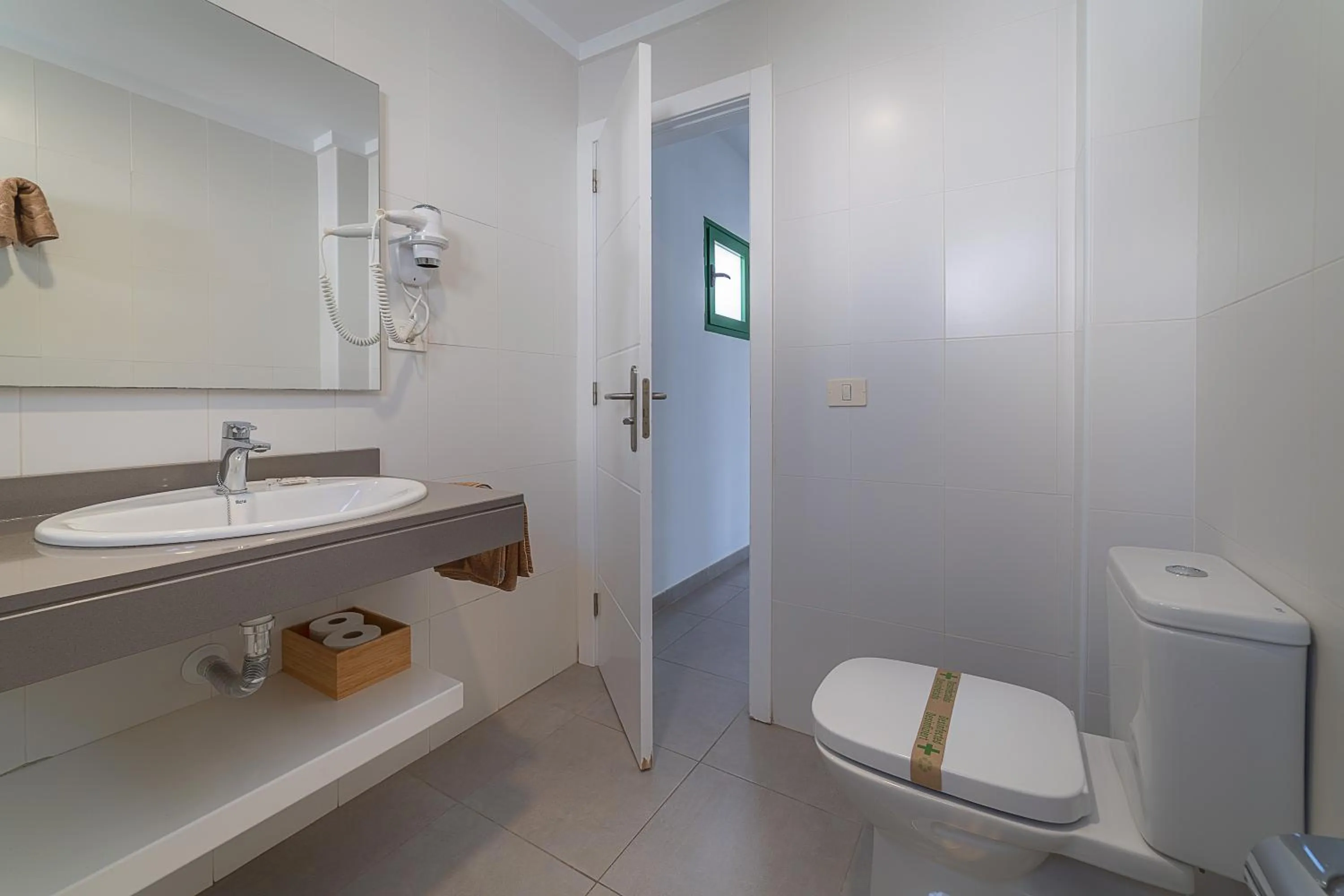 Bathroom in Apartamentos Elena