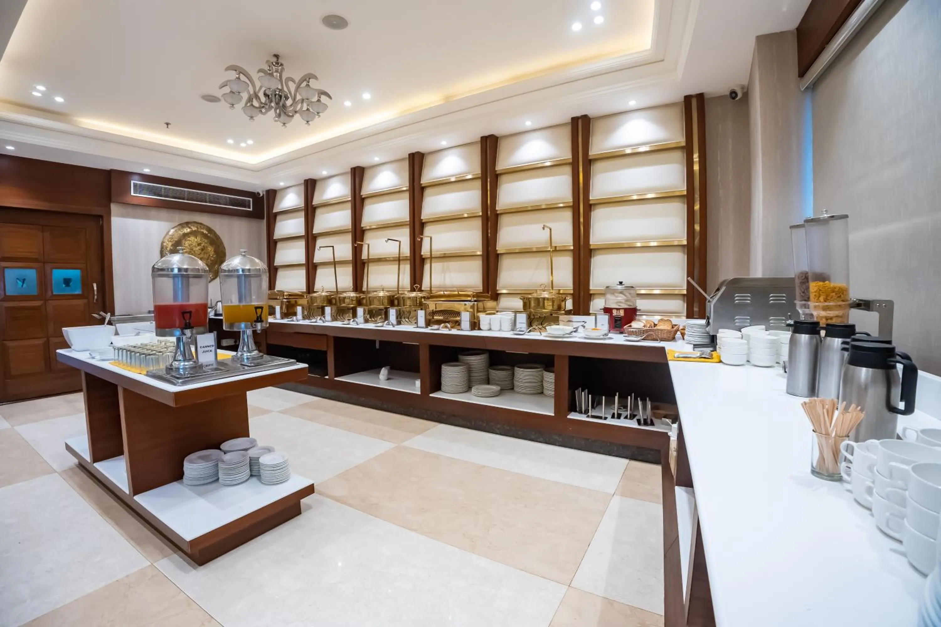 Breakfast in Arcadia Hotel