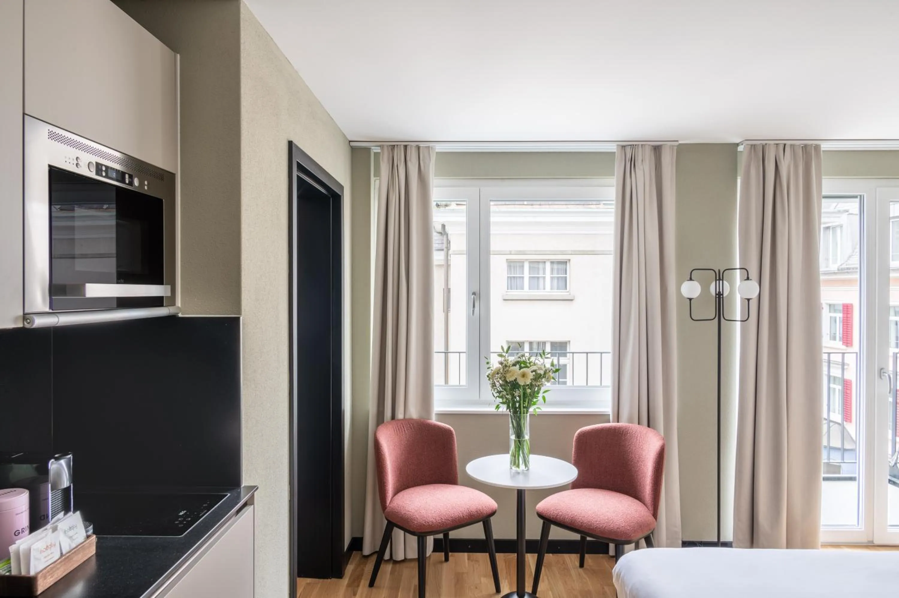 Dining area in Numa Zurich Craft