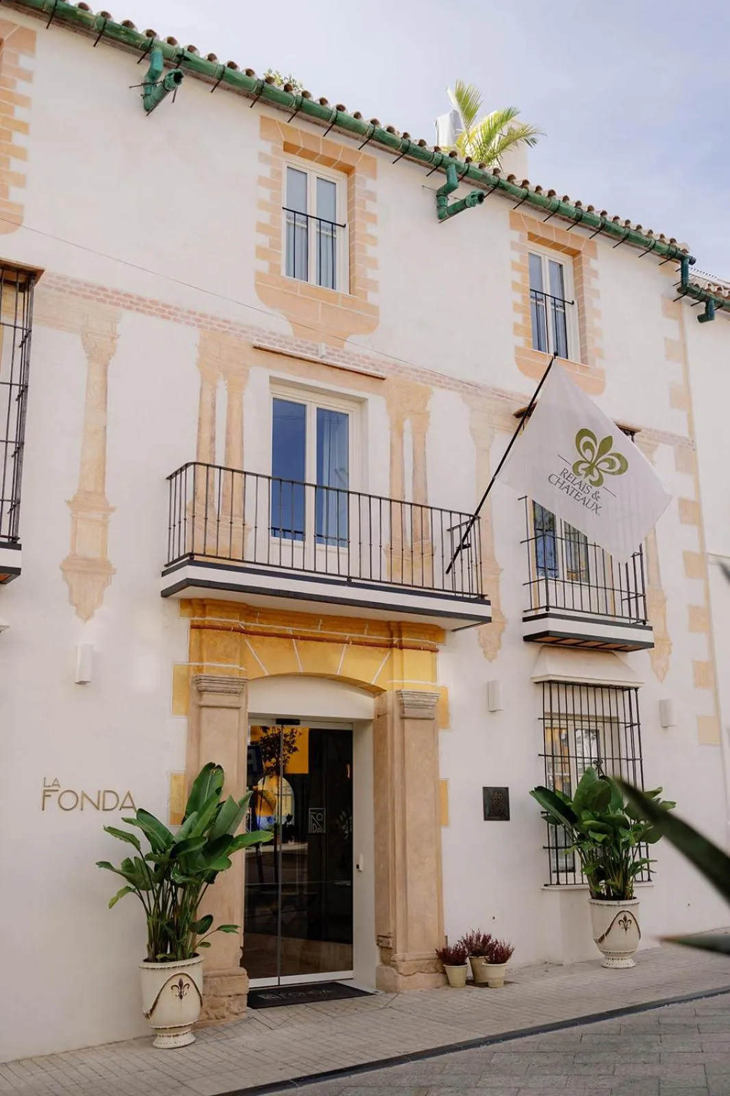 Facade/entrance in La Fonda Heritage Hotel Luxury, Relais & Châteaux