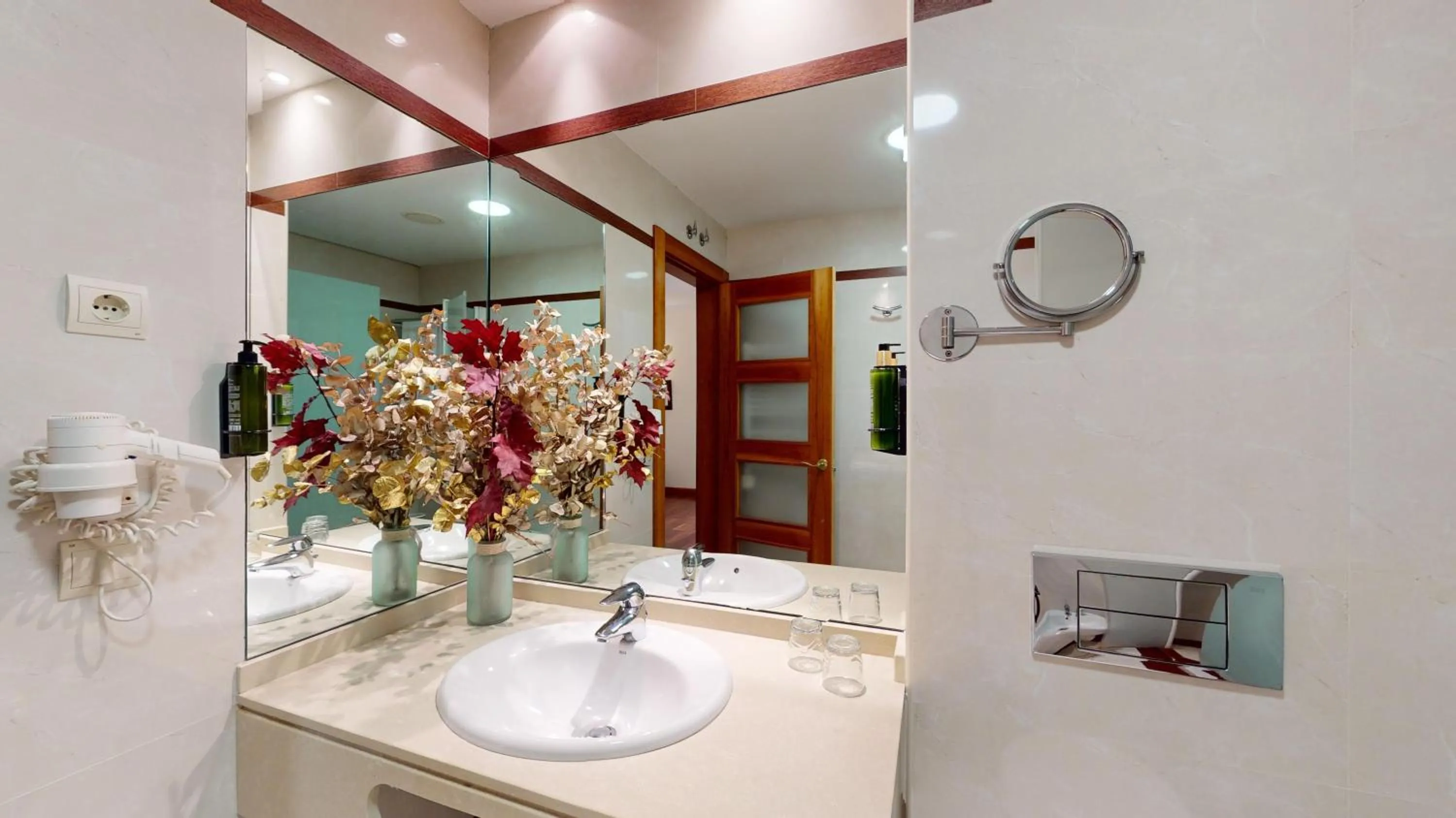 Bathroom in AZZ Peñafiel Las Claras Hotel & Spa