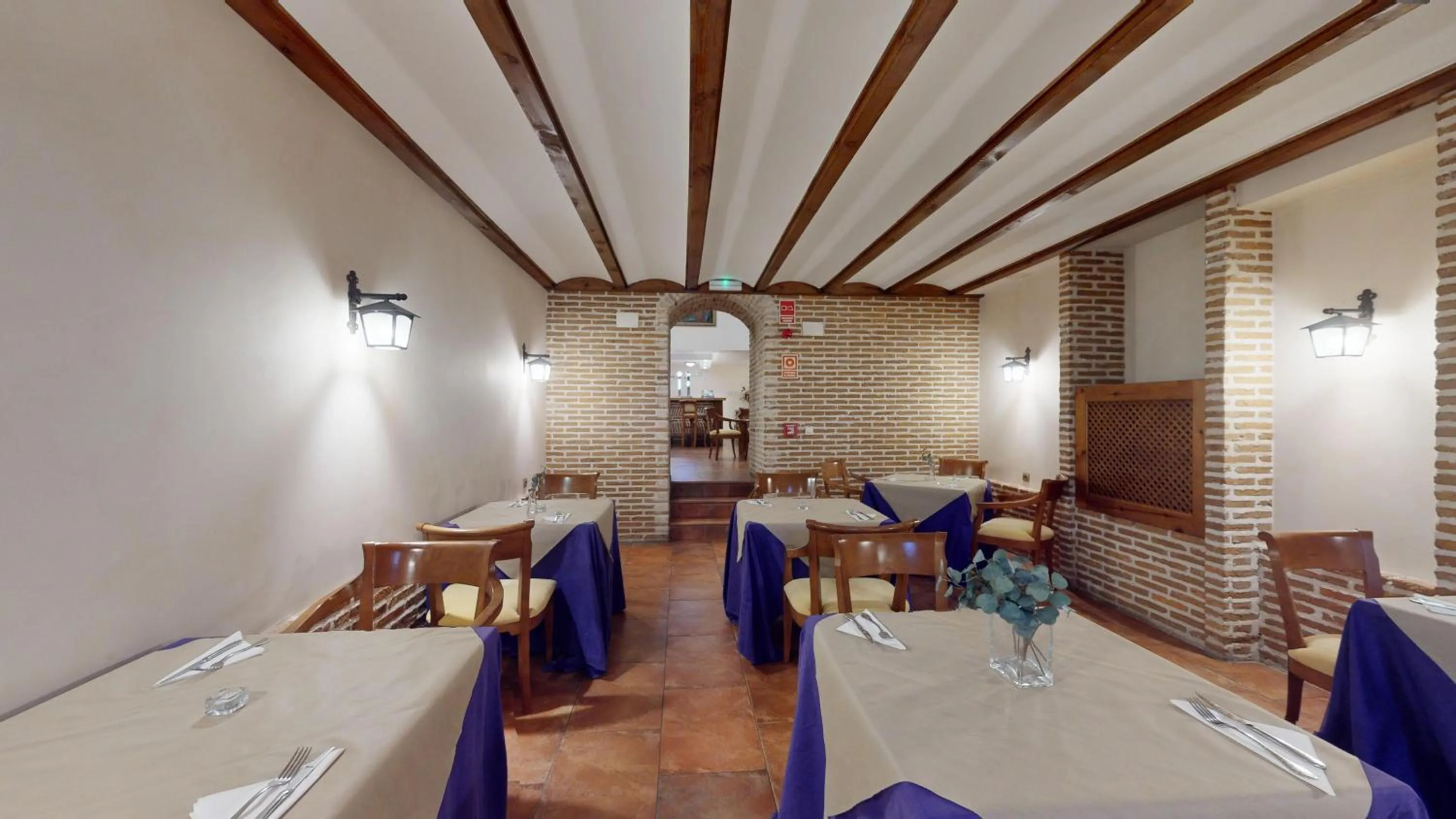 Lounge or bar in AZZ Peñafiel Las Claras Hotel & Spa