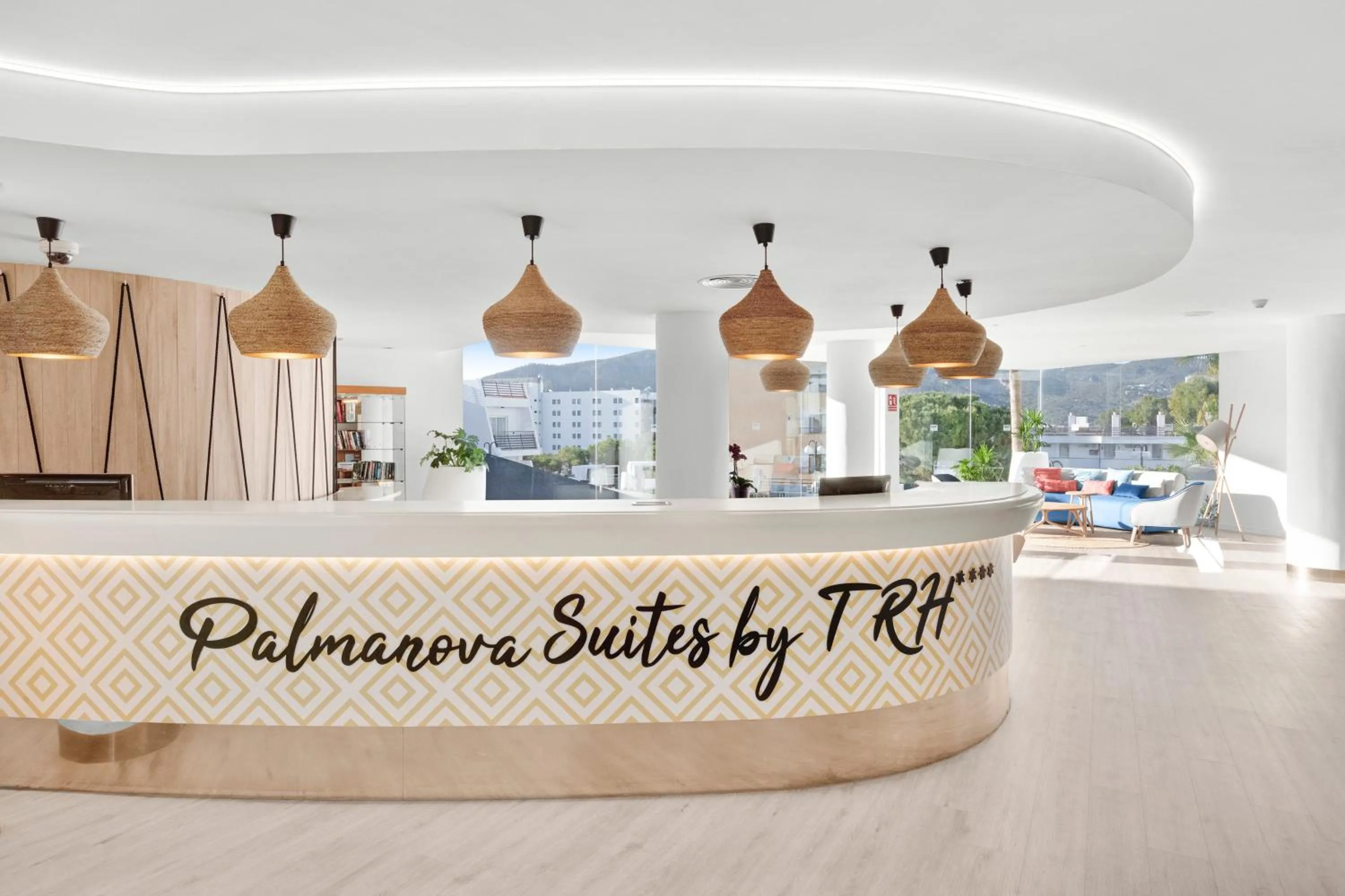 Lobby or reception in Palmanova Suites by TRH
