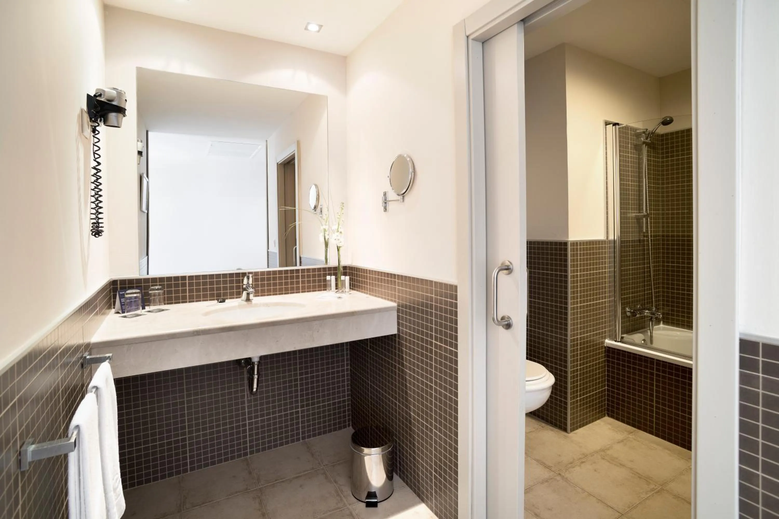 Bathroom in Barceló Punta Umbría Beach Resort