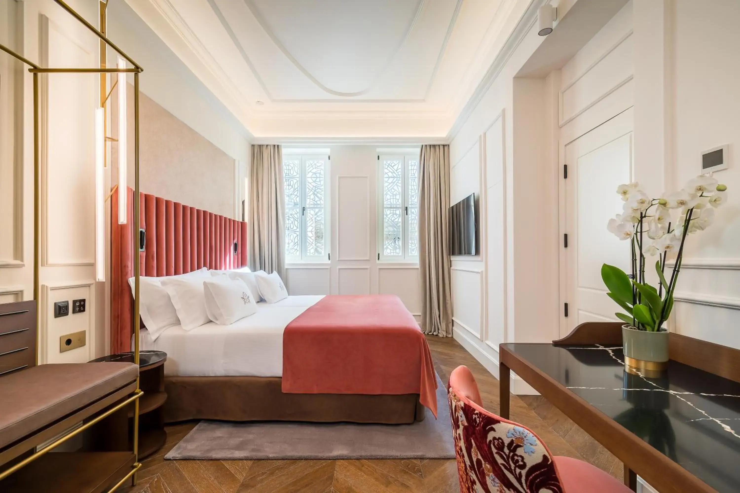 Deluxe Room in Palacio Gran Vía, a Royal Hideaway Hotel Deluxe Room in Palacio Gran Vía, a Royal Hideaway Hotel