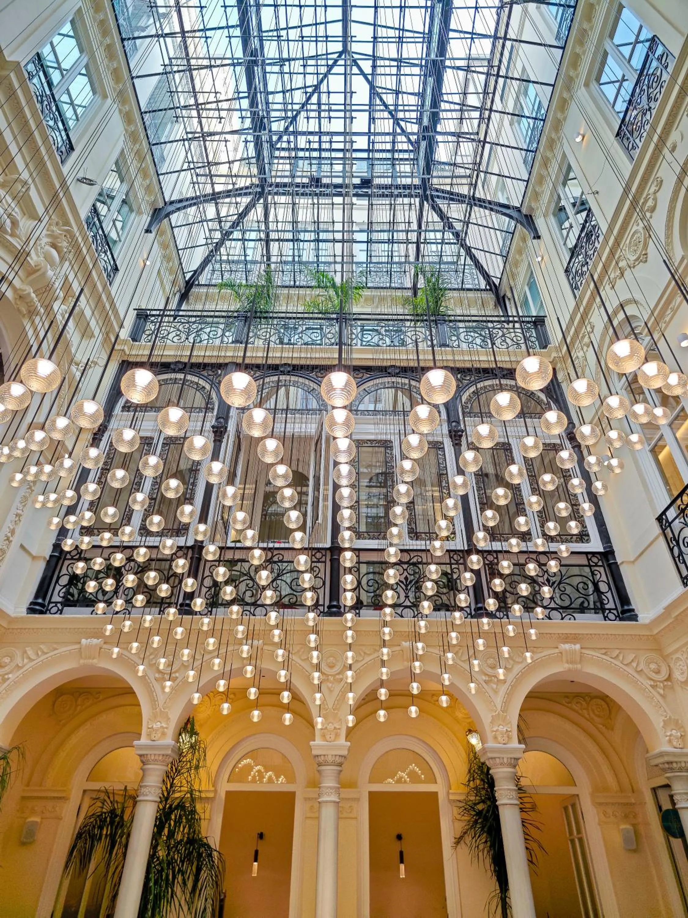 Patio in Palacio Gran Vía, a Royal Hideaway Hotel