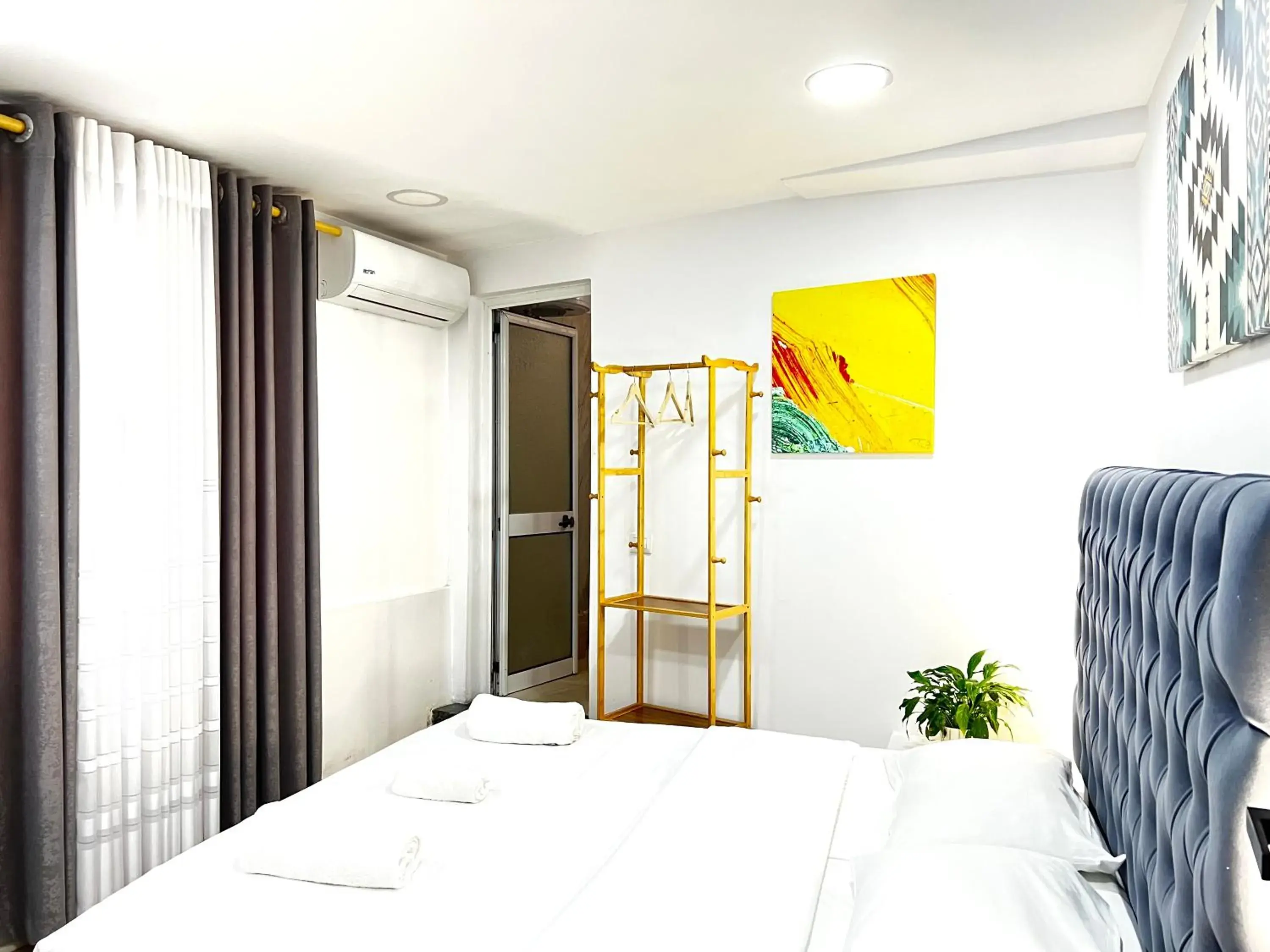 Double Room in Tirana Square Hotel Double Room in Tirana Square Hotel