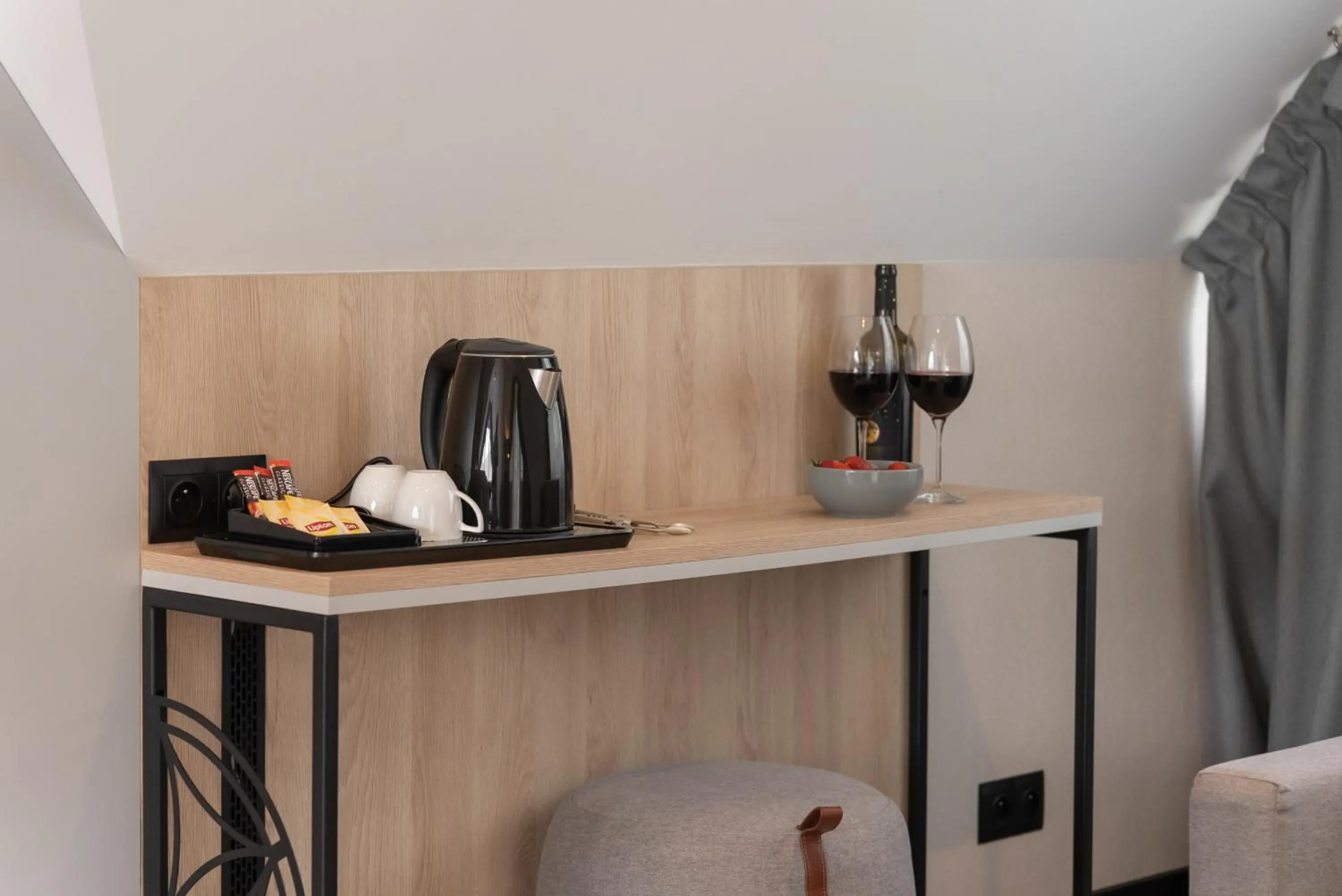 Coffee/tea facilities in Wielka Krokiew Residence&SPA - Zakopane - JACUZZI, SAUNA, TĘŻNIA SOLANKOWA, SPA, GRILL