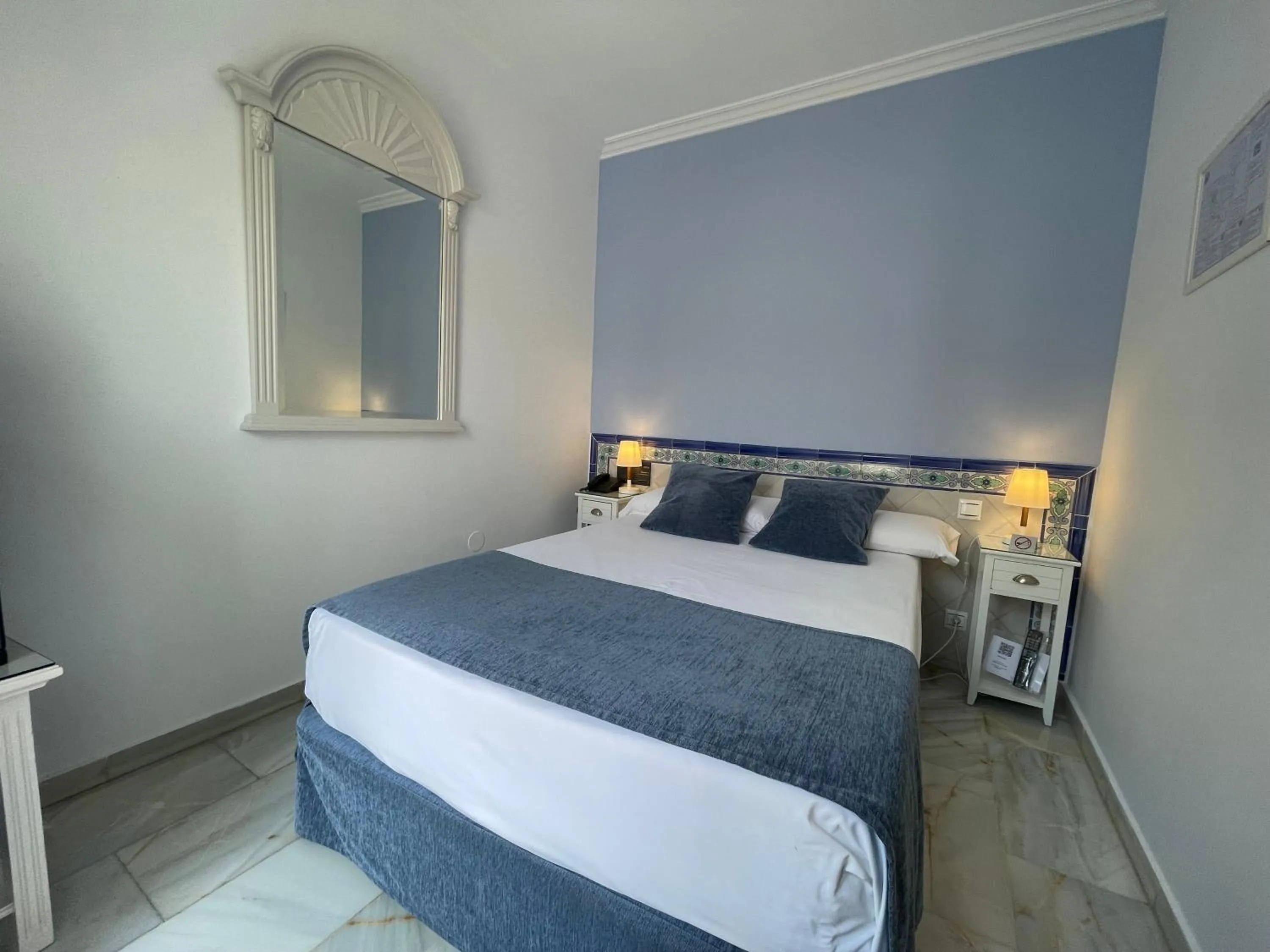 Photo of the whole room, Bed in Hotel Plaza Cavana