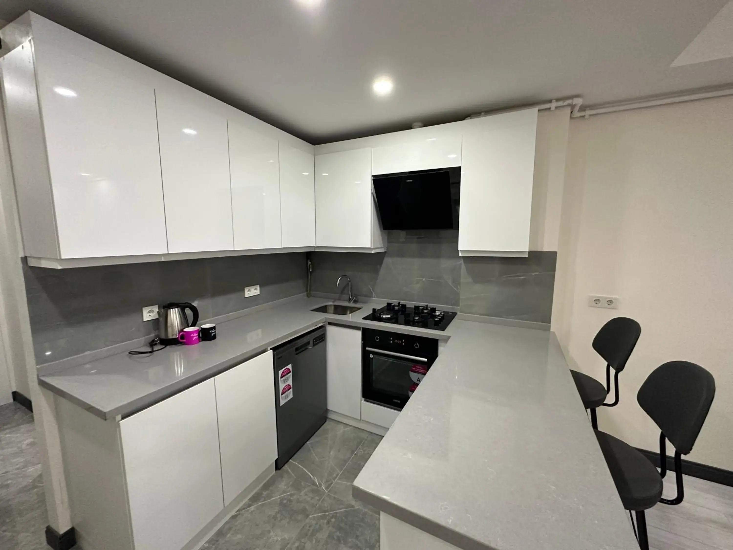 One-Bedroom Apartment in Rose Plus Residence One-Bedroom Apartment in Rose Plus Residence