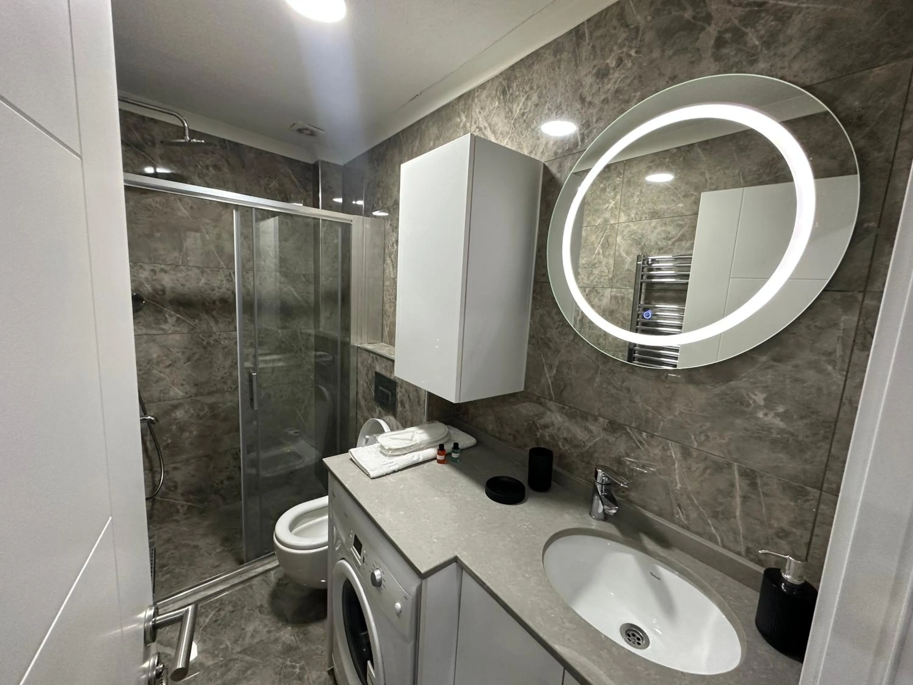 Shower in Rose Plus Residence