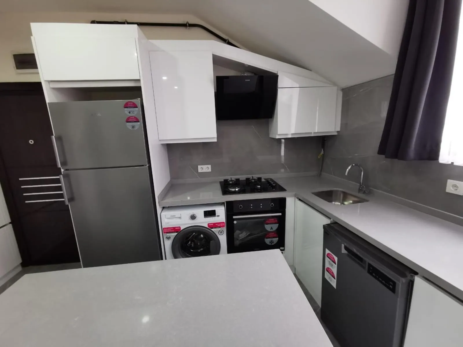 Kitchen or kitchenette in Rose Plus Residence