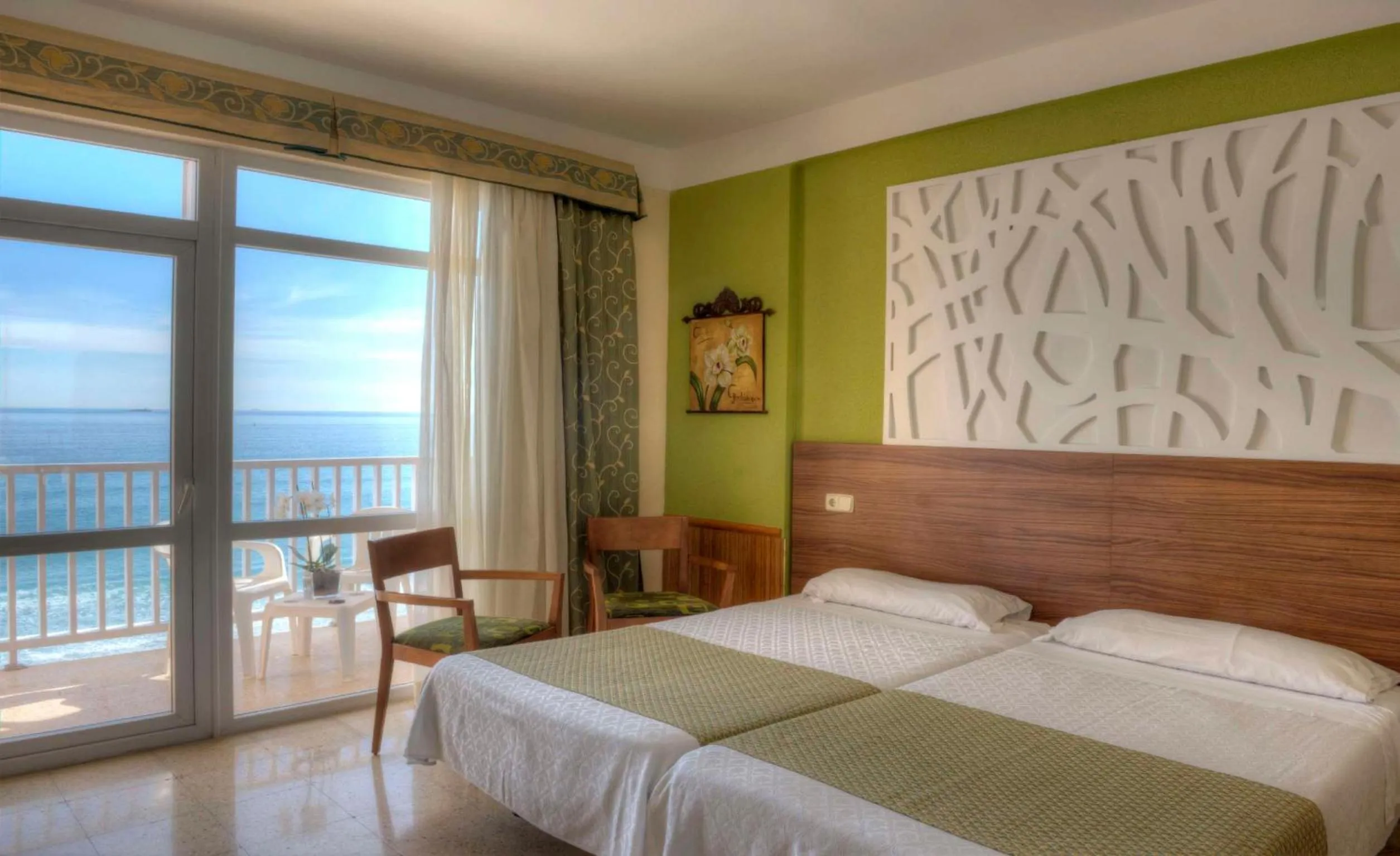 Bedroom, Bed in Hotel & Spa Entremares