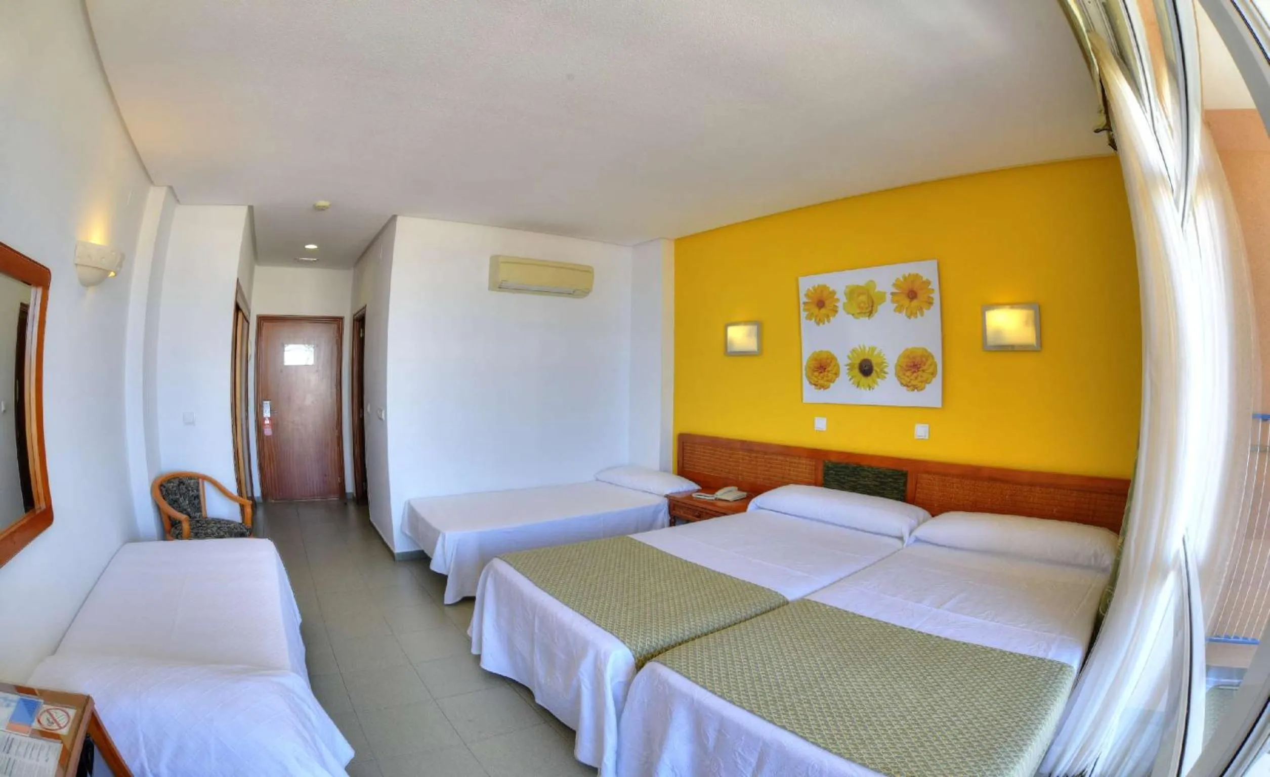 Photo of the whole room, Bed in Hotel & Spa Entremares