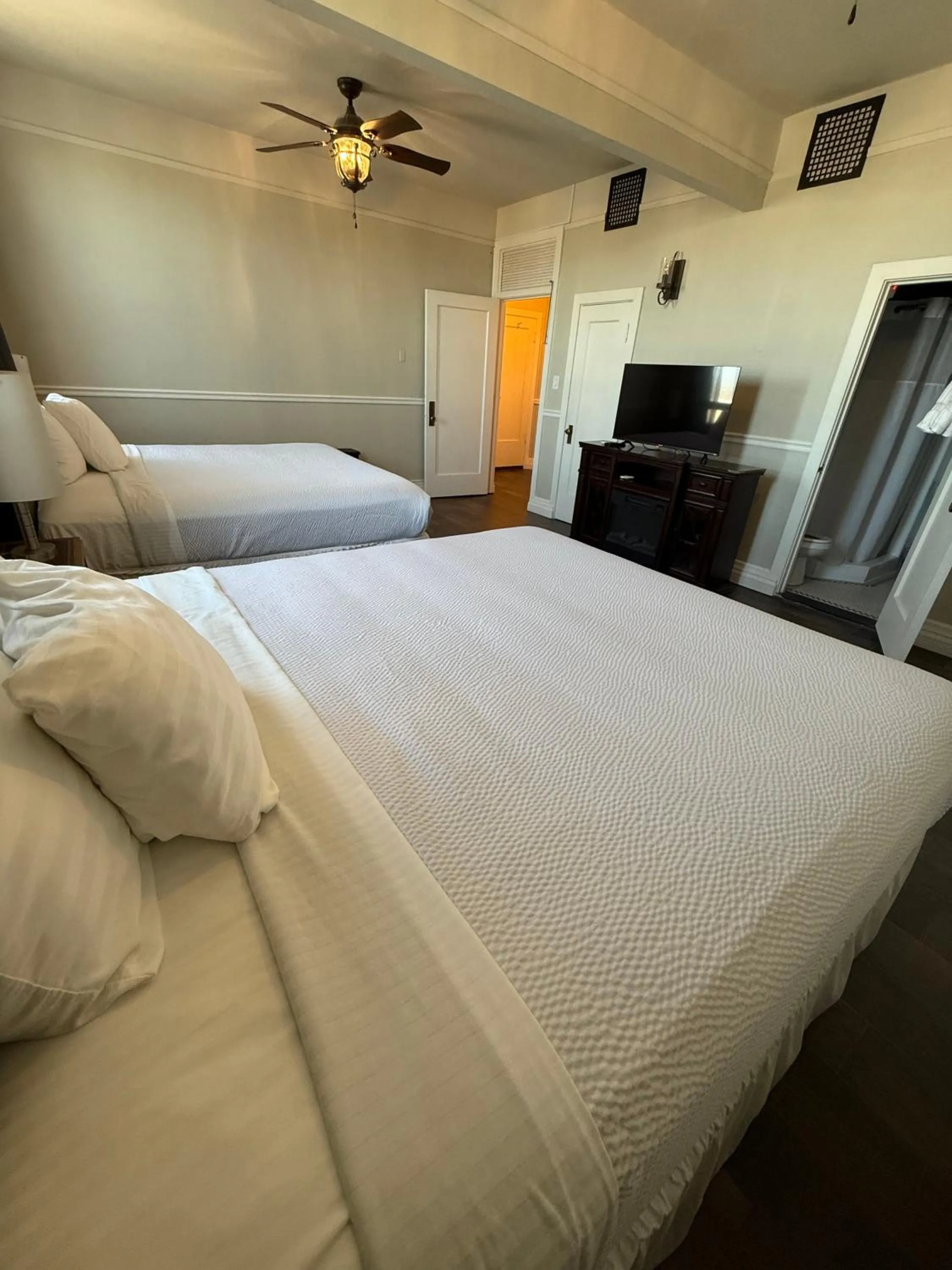 Bedroom, Bed in The Gadsden Hotel