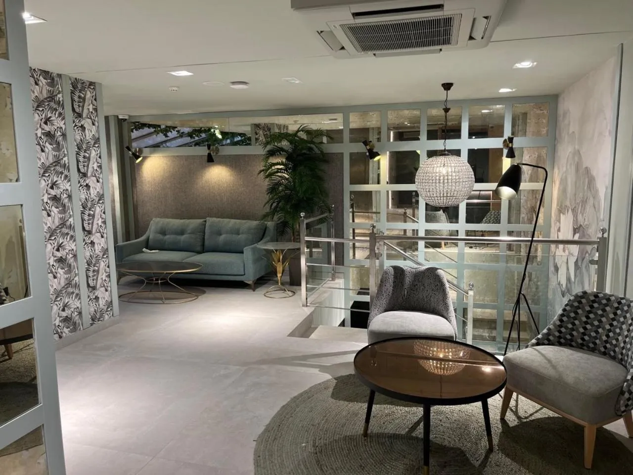 Lobby or reception in Hotel Noy