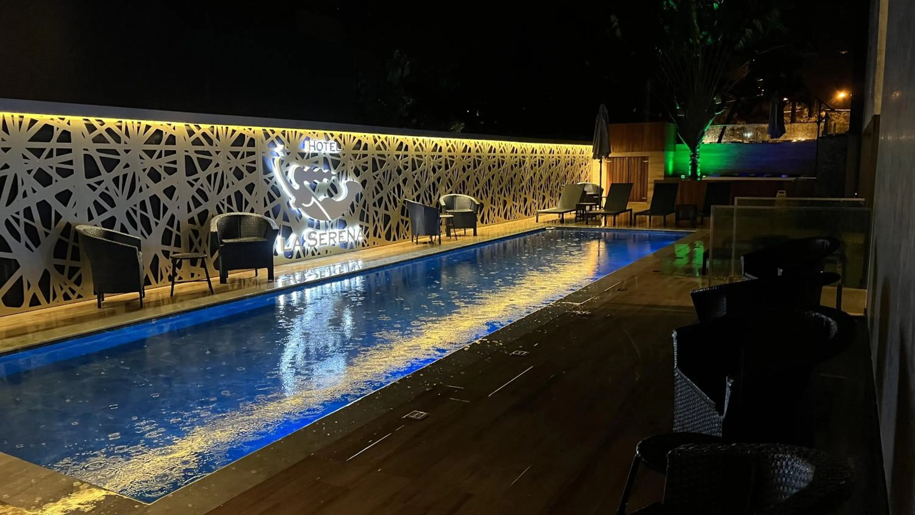 Pool view in Hotel La Serena