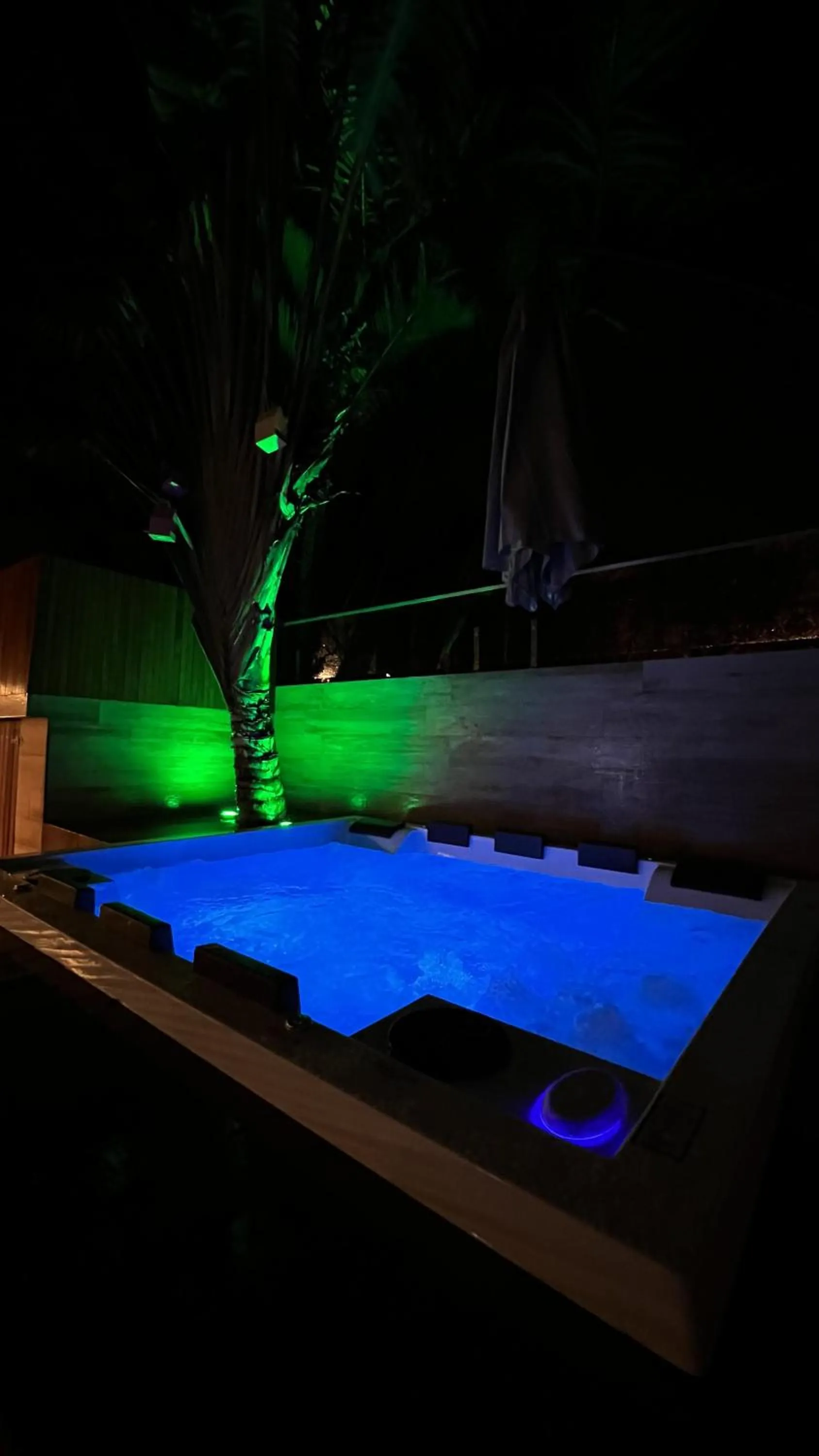 Night in Hotel La Serena