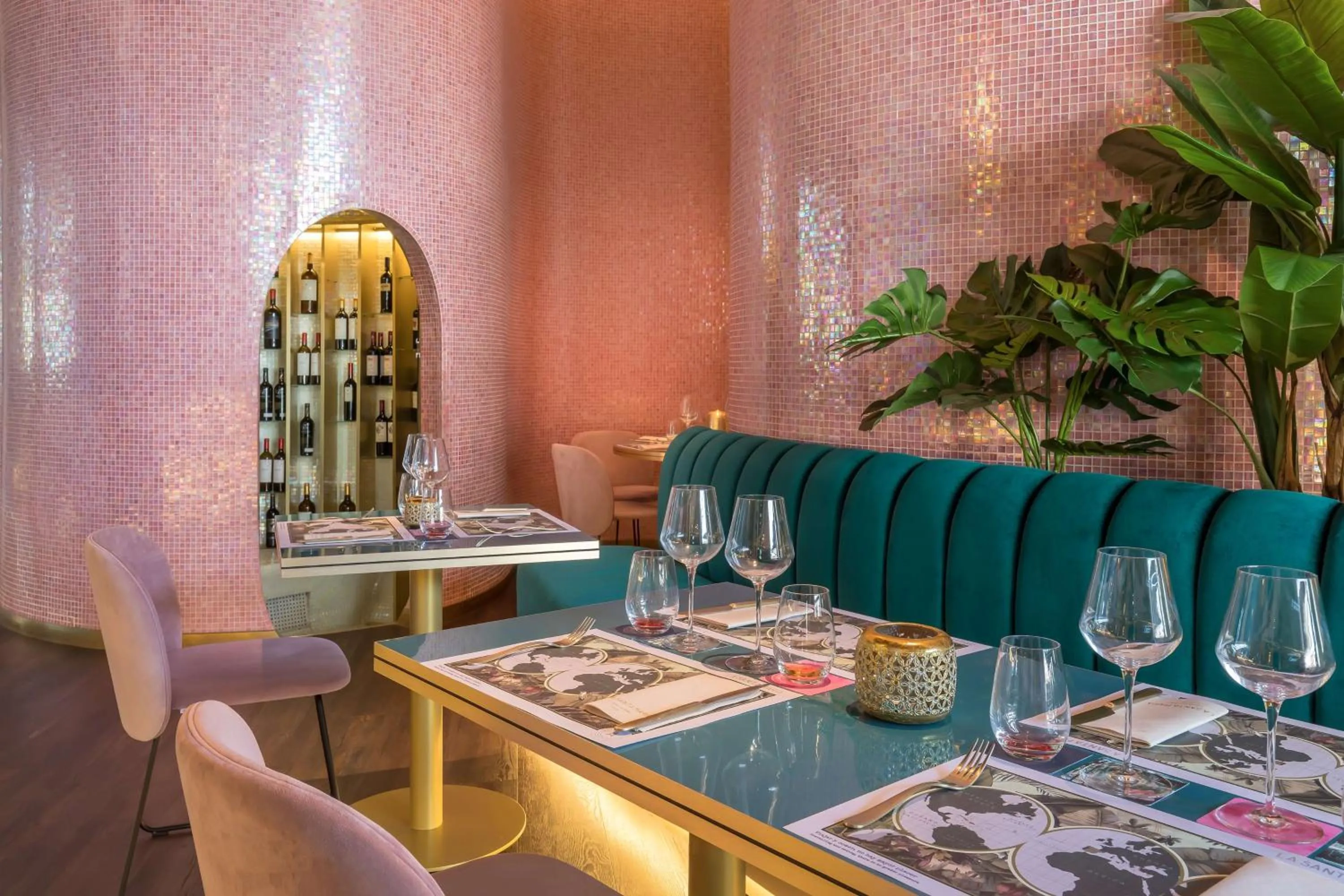 Lounge or bar in Barceló Malaga