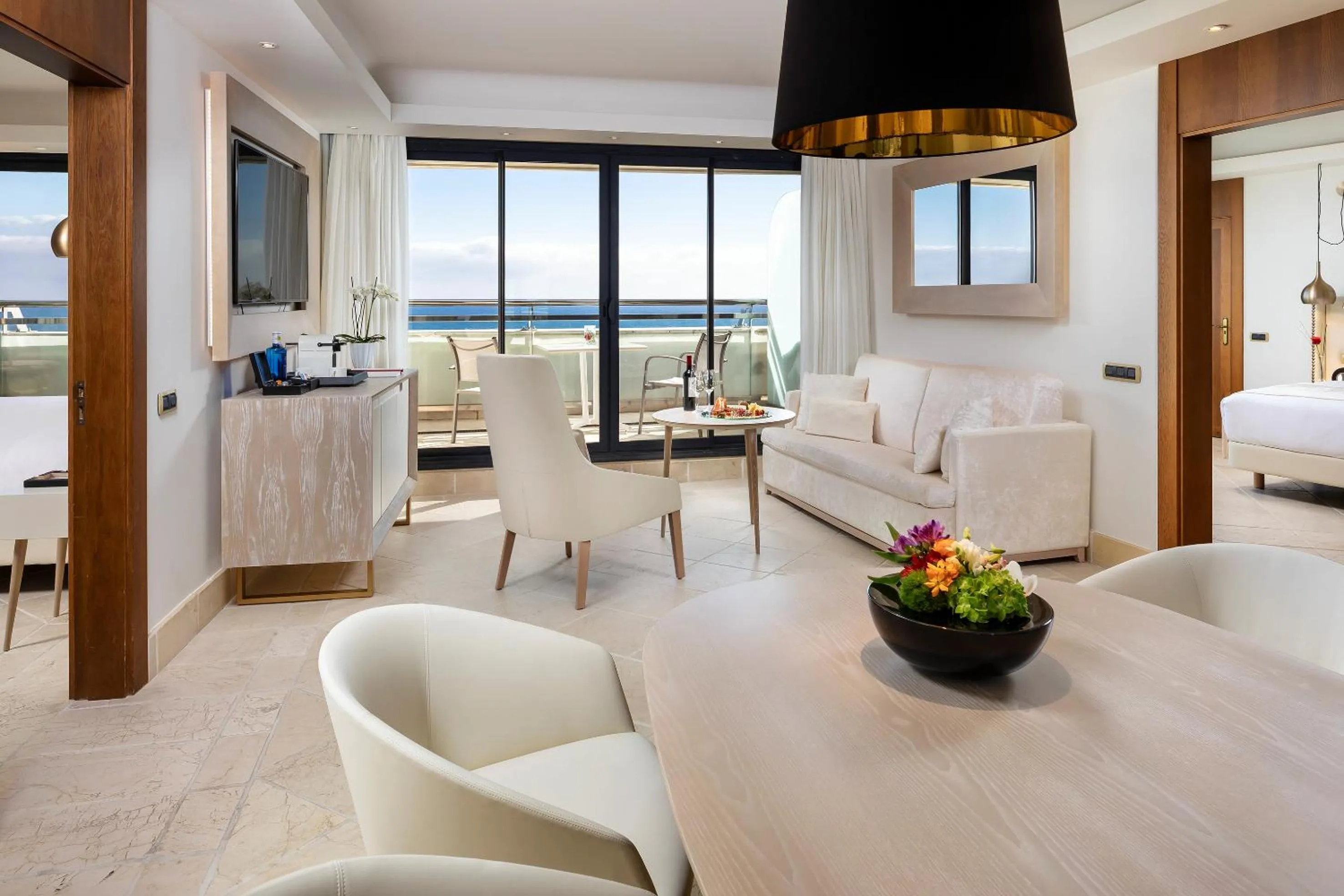 Living room in Hotel Don Pepe Gran Meliá