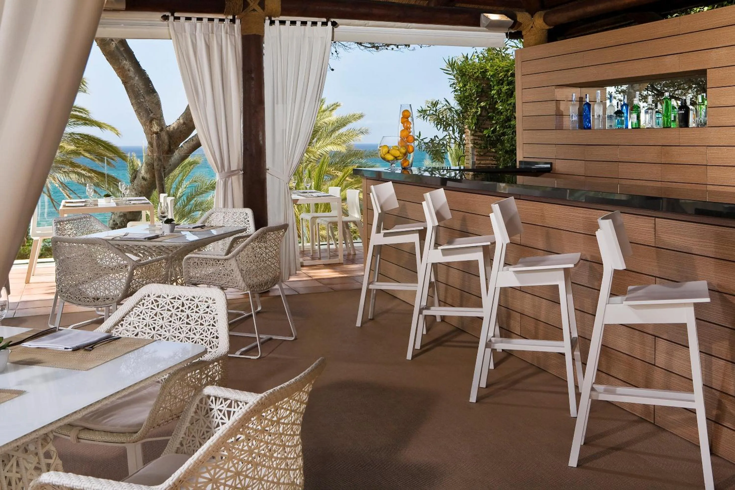 Lounge or bar in Hotel Don Pepe Gran Meliá