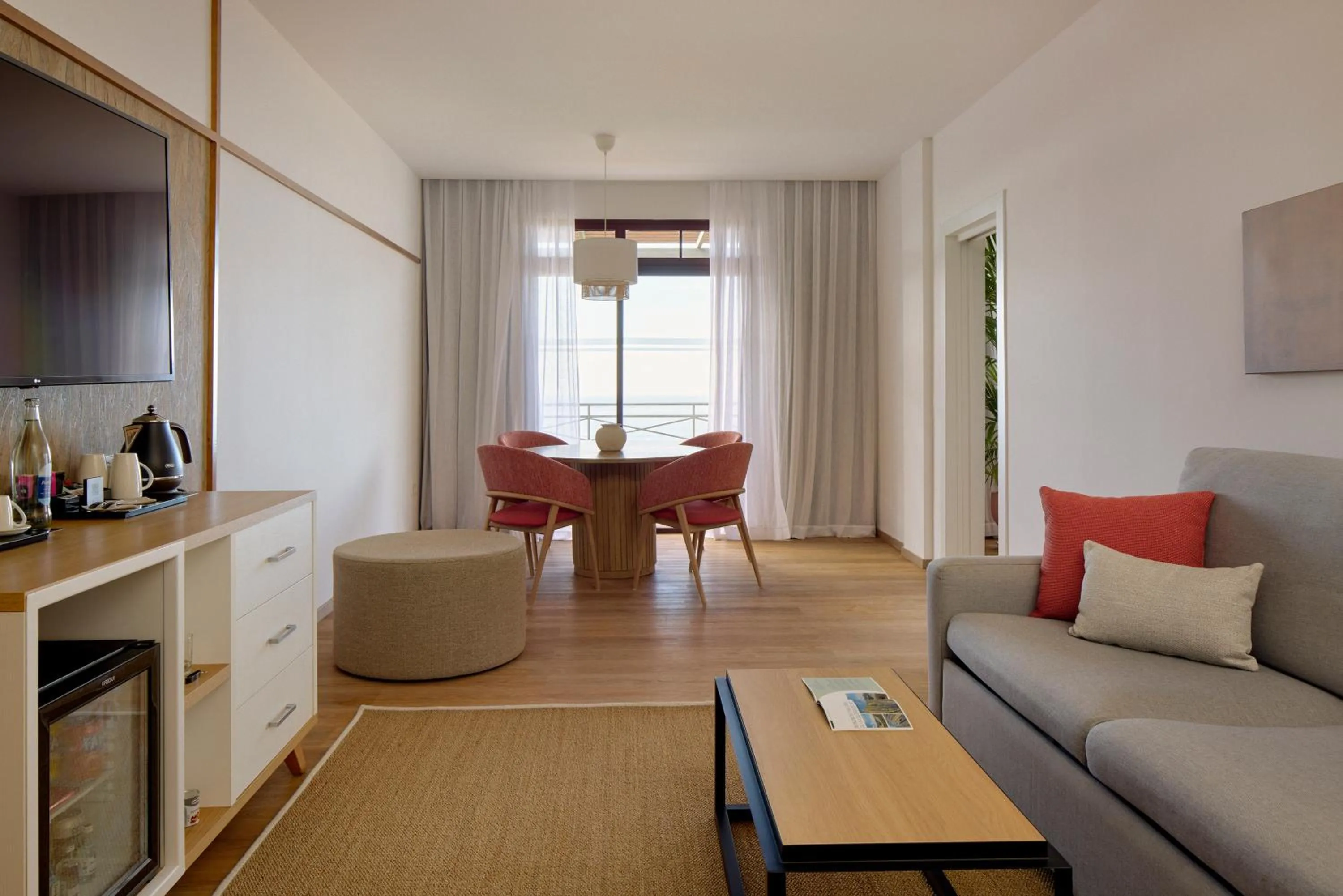 TV and multimedia in Melia Jardines del Teide - Adults Only