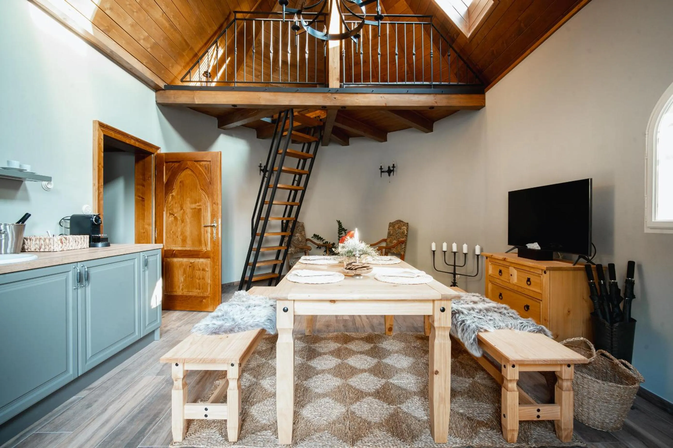 TV and multimedia in Hrad Kunzov Boutique Hotel & SPA & Restaurant