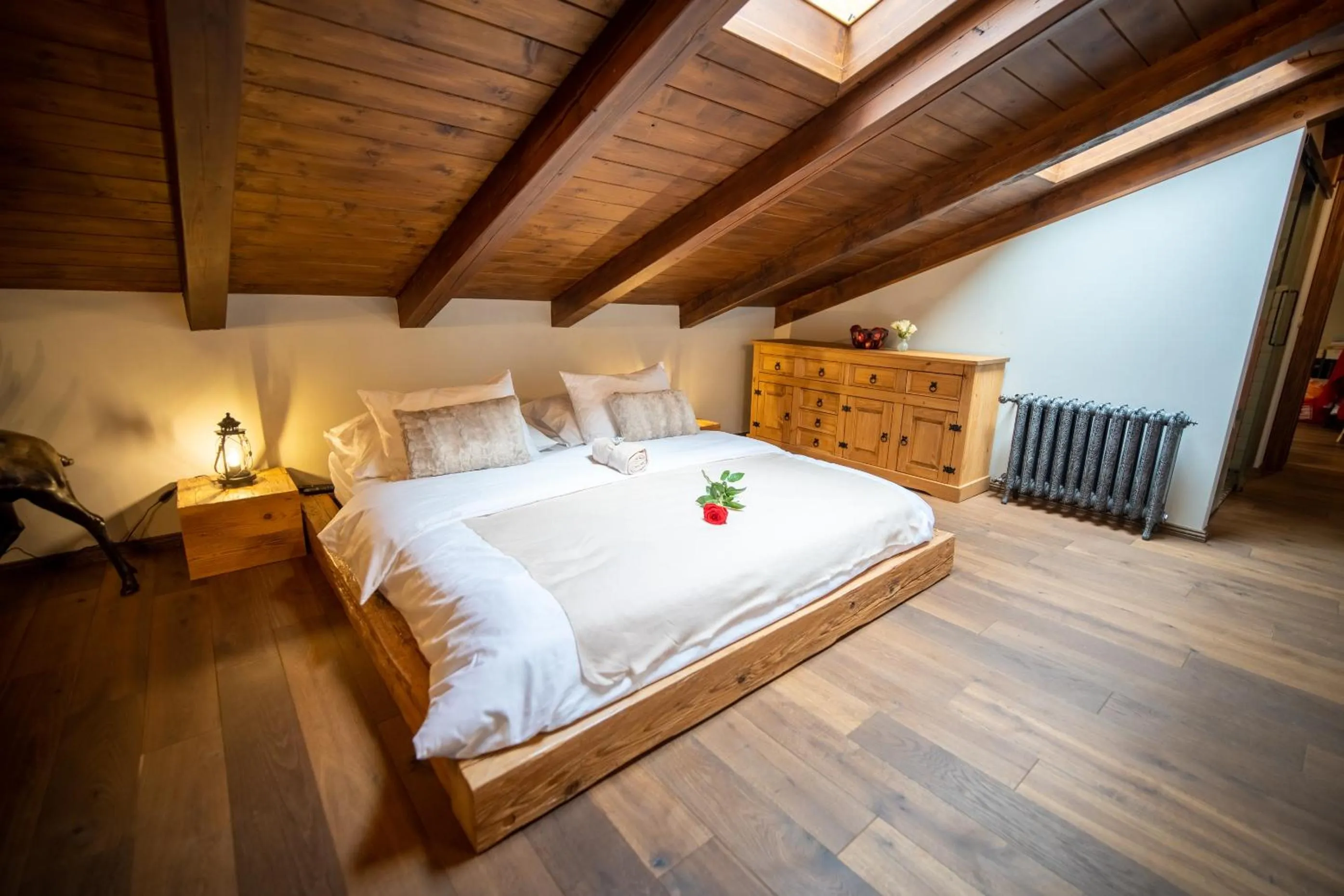Bed in Hrad Kunzov Boutique Hotel & SPA & Restaurant