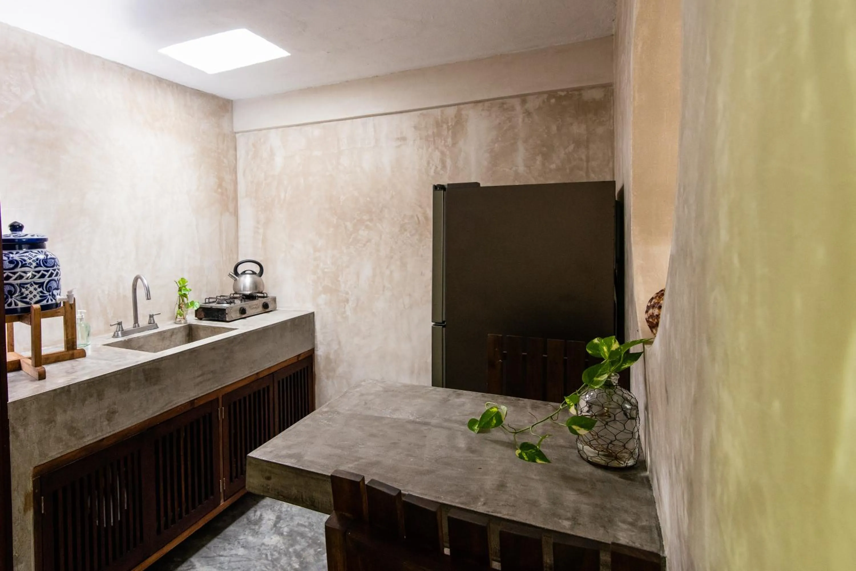 Kitchen or kitchenette in Olas Tulum