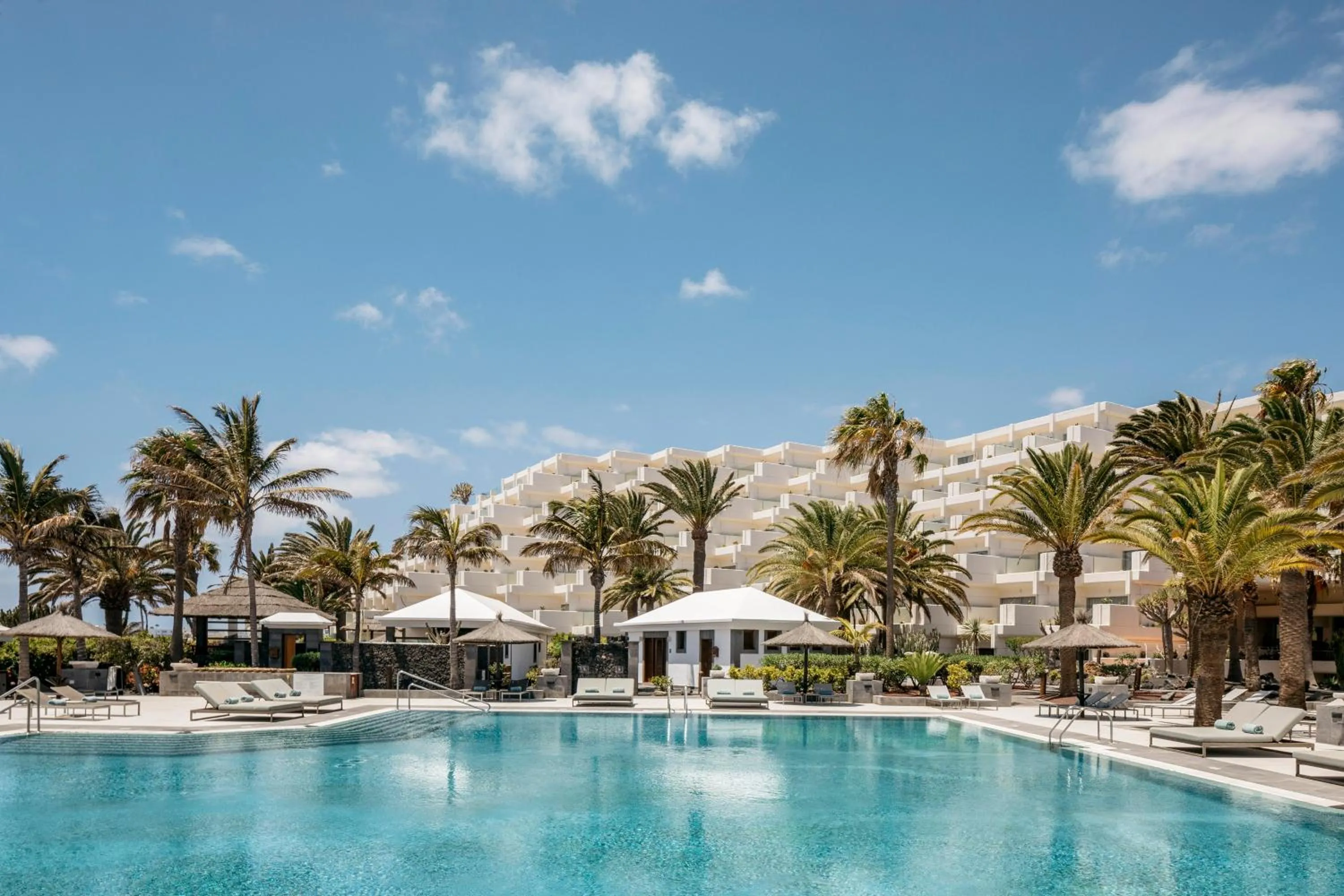 Swimming pool in Paradisus Salinas Lanzarote - All Inclusive - Adults Only