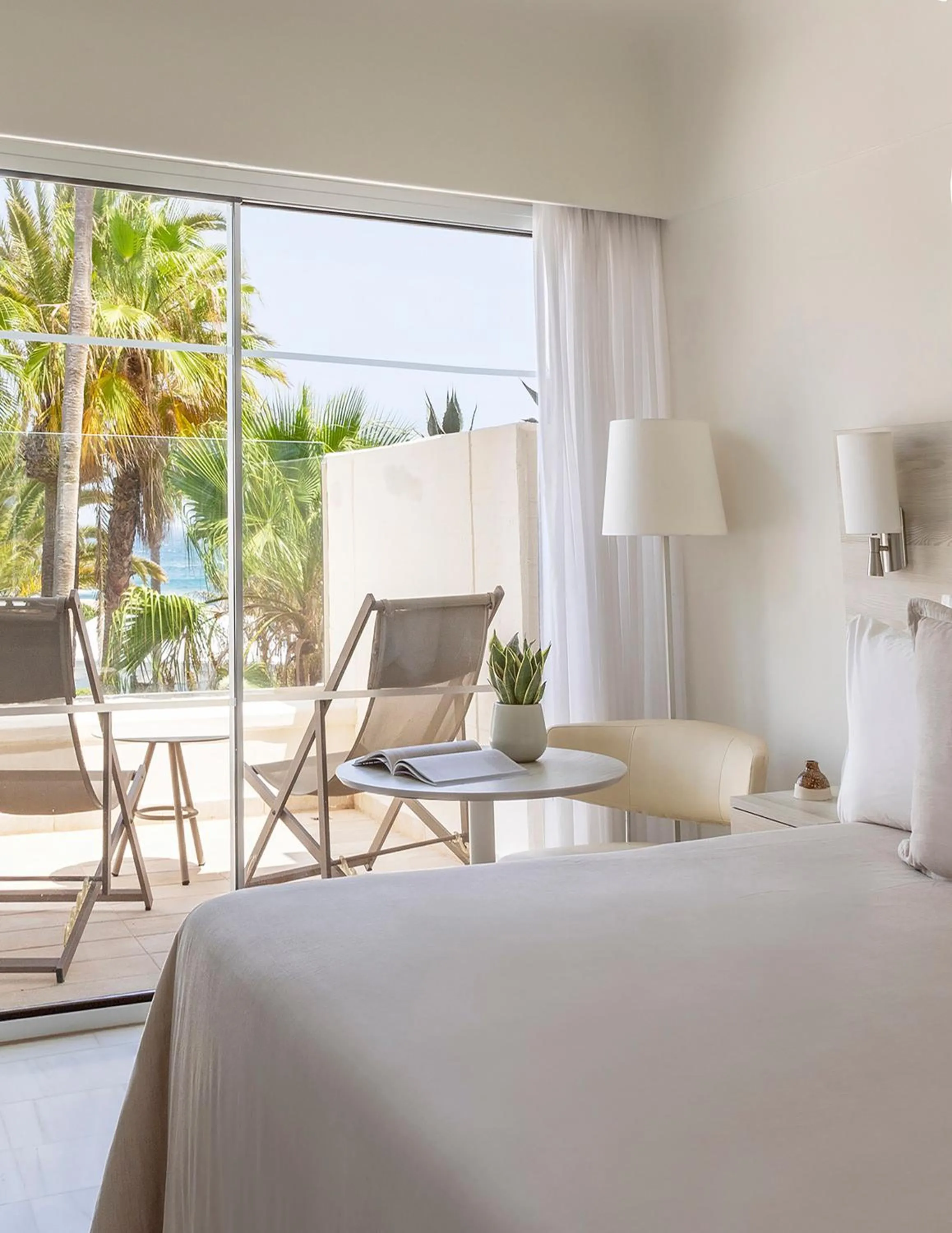 Patio, Bed in Paradisus Salinas Lanzarote - All Inclusive - Adults Only