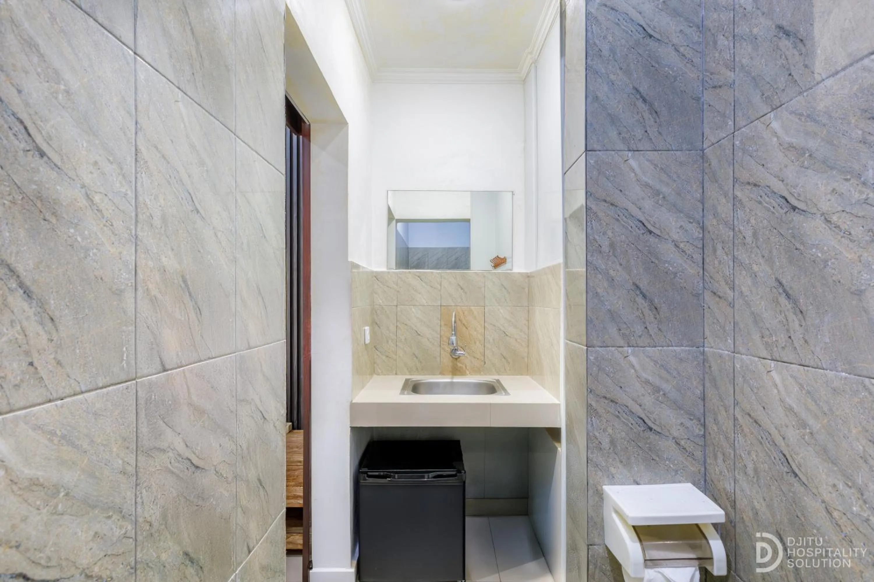 Bathroom in Bali DD homestay seminyak