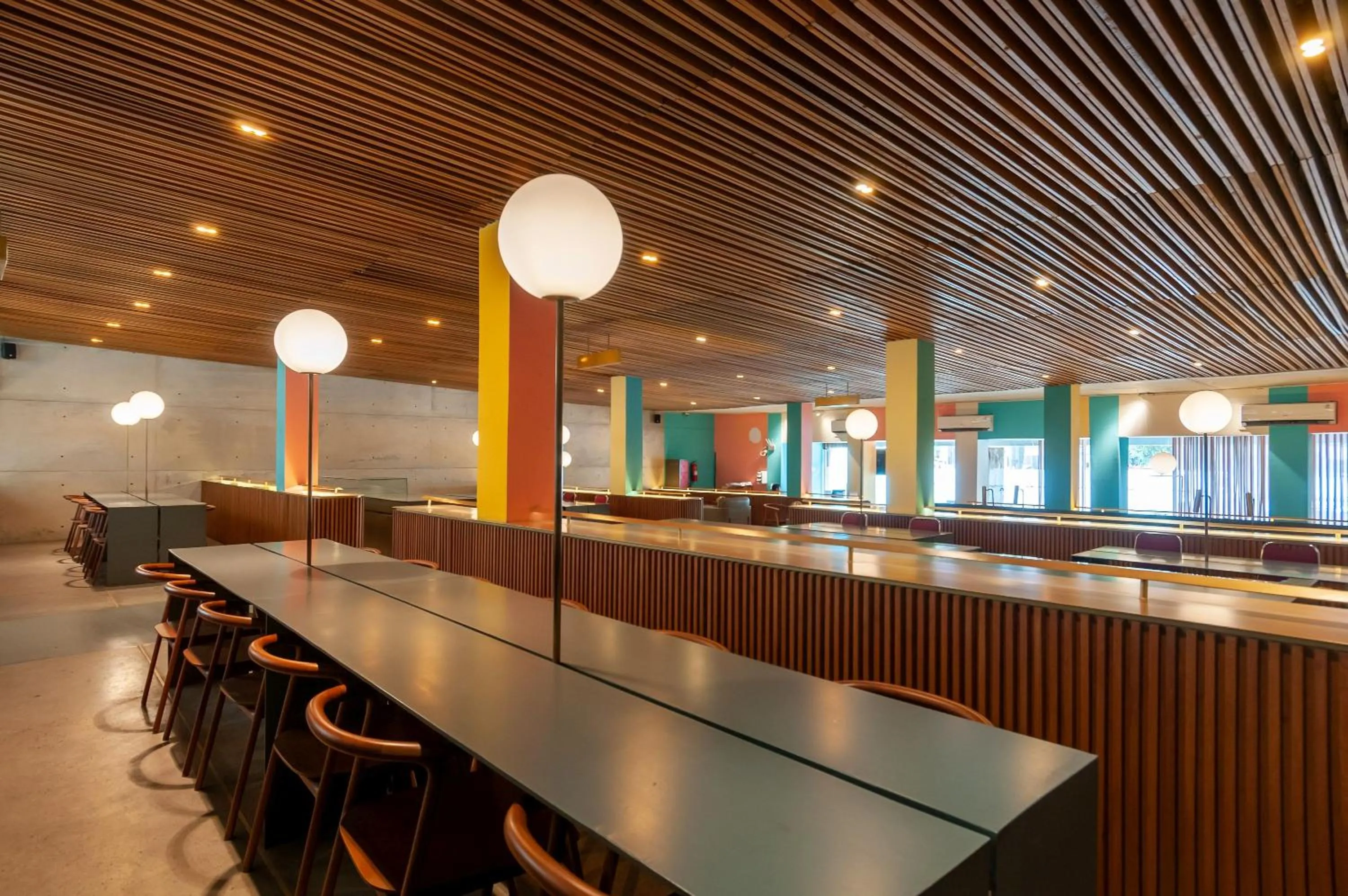 Restaurant/places to eat in Sans Hotel Finest Medan