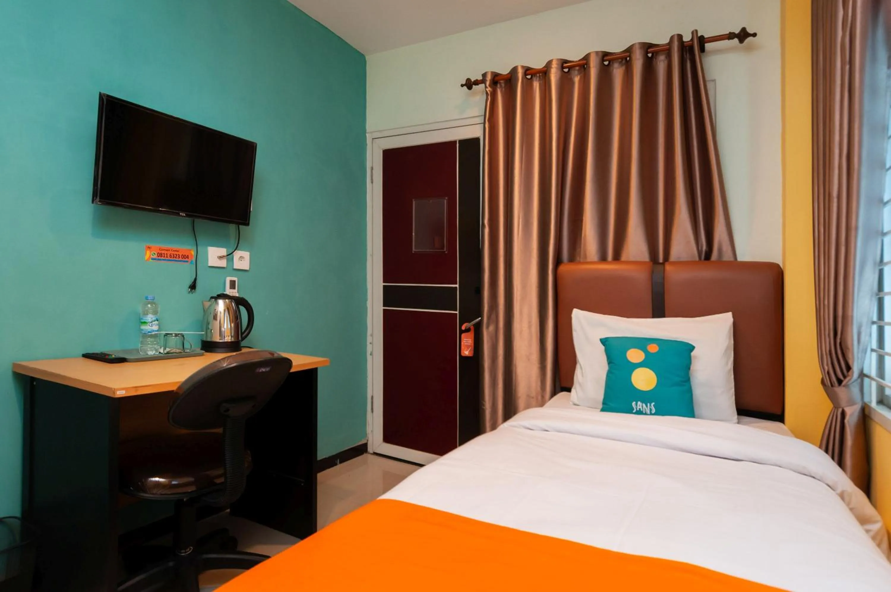 Bedroom, Bed in Sans Hotel Finest Medan