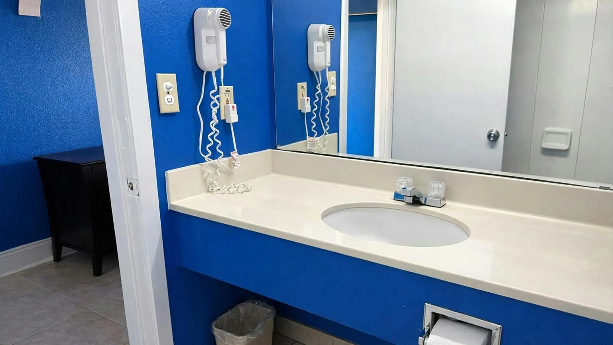 Bathroom in Apollo Lodge and RV Park