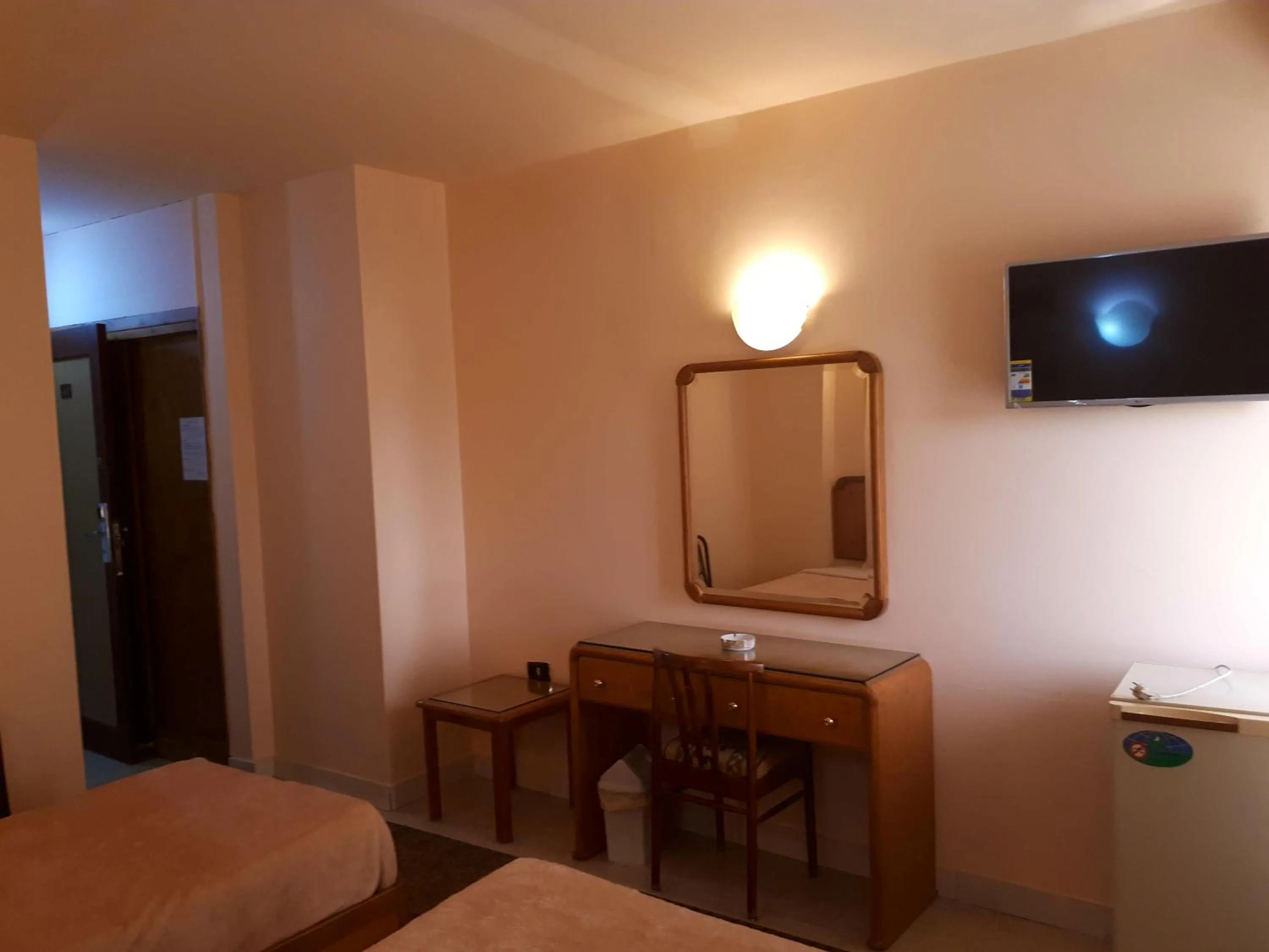 TV and multimedia, Bed in New Pola Hotel