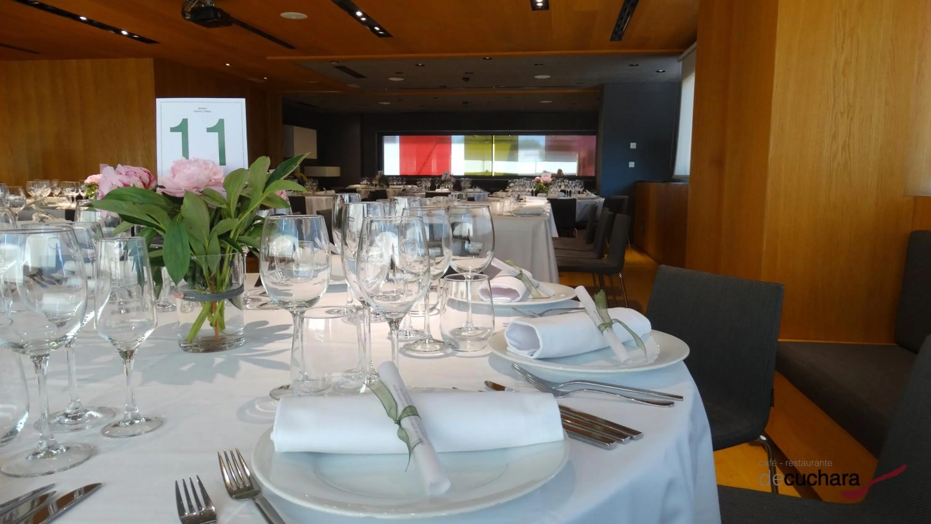 Restaurant/places to eat in Blu Hotel Almansa
