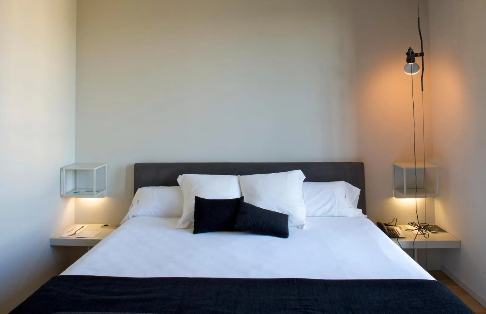 Bed in Blu Hotel Almansa