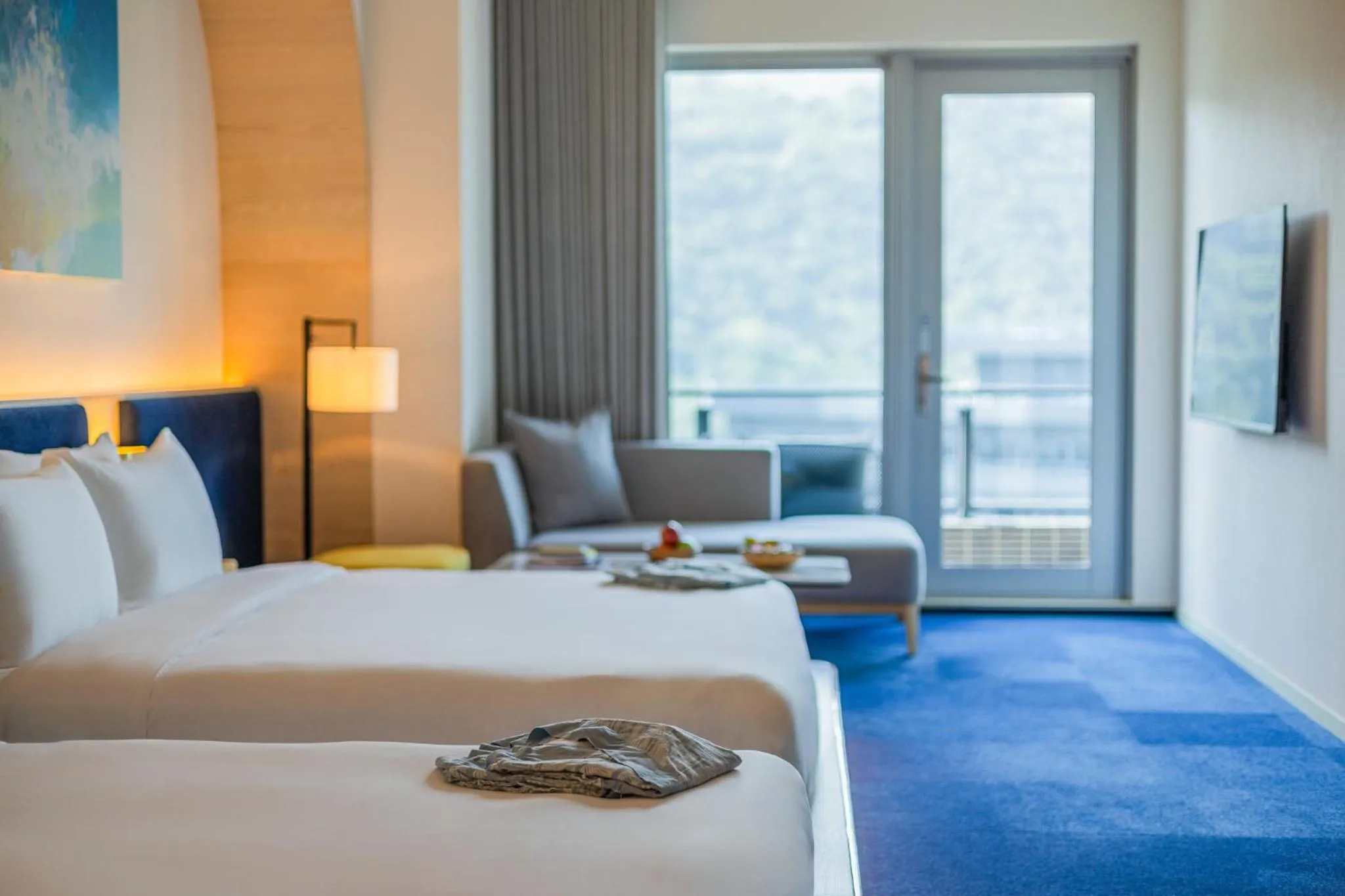 Photo of the whole room, Bed in The Archipelago