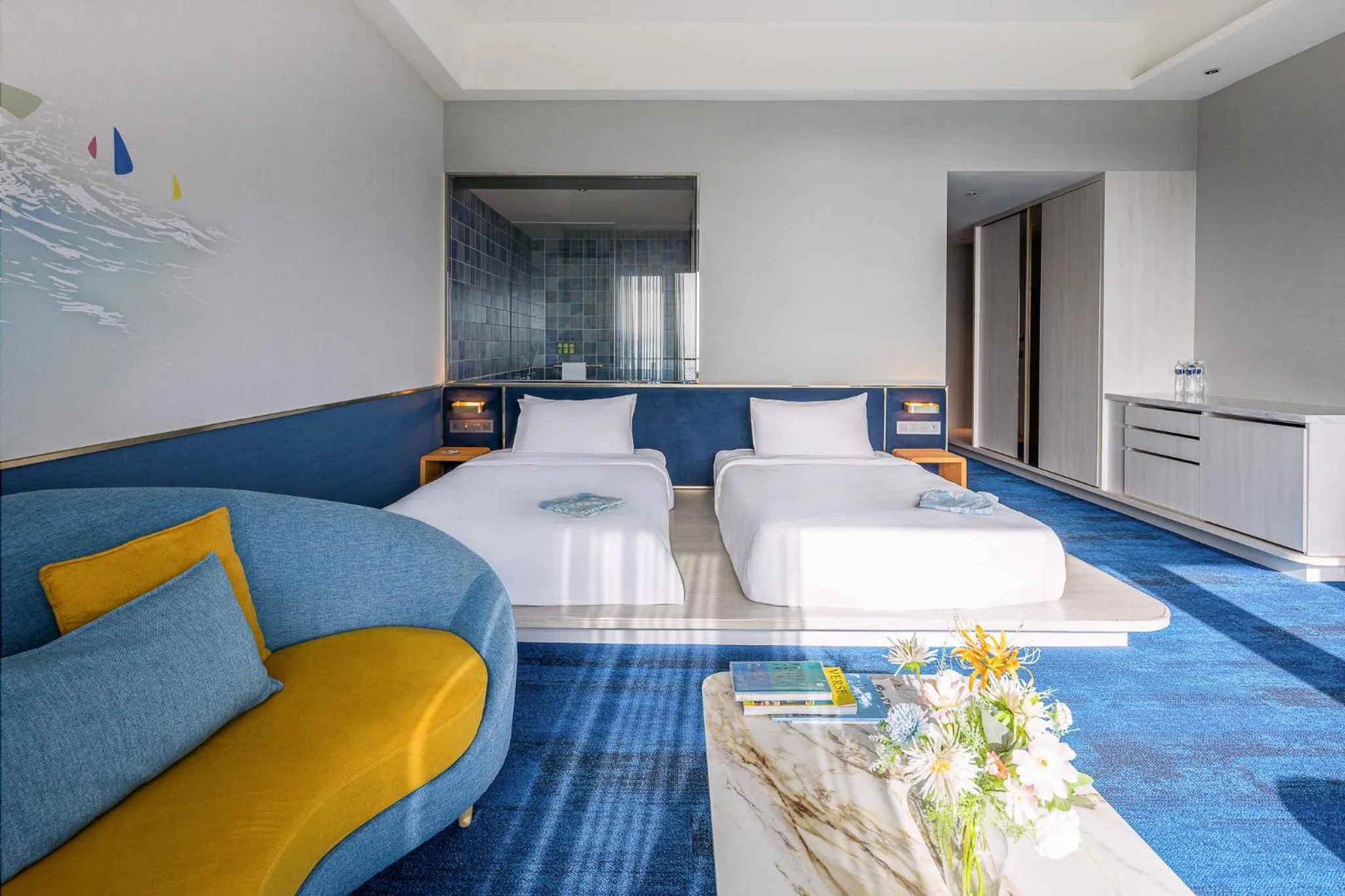 Photo of the whole room, Bed in The Archipelago